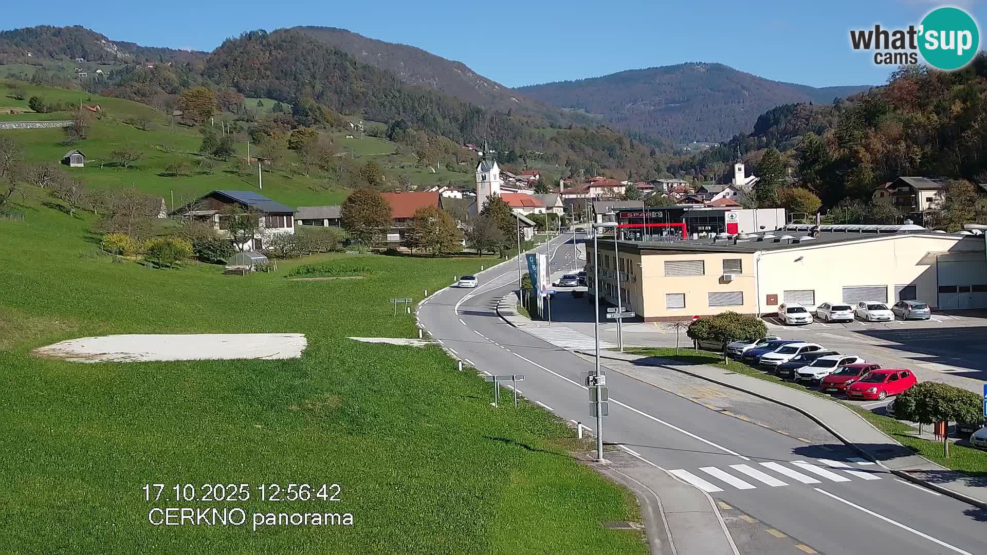 Webcam en direct – Entrée de la ville de Cerkno