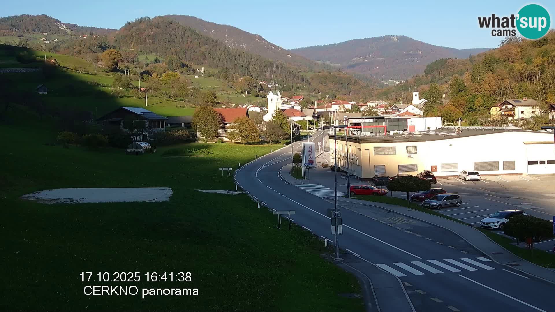 Cerkno entrada a la ciudad Webcam en vivo