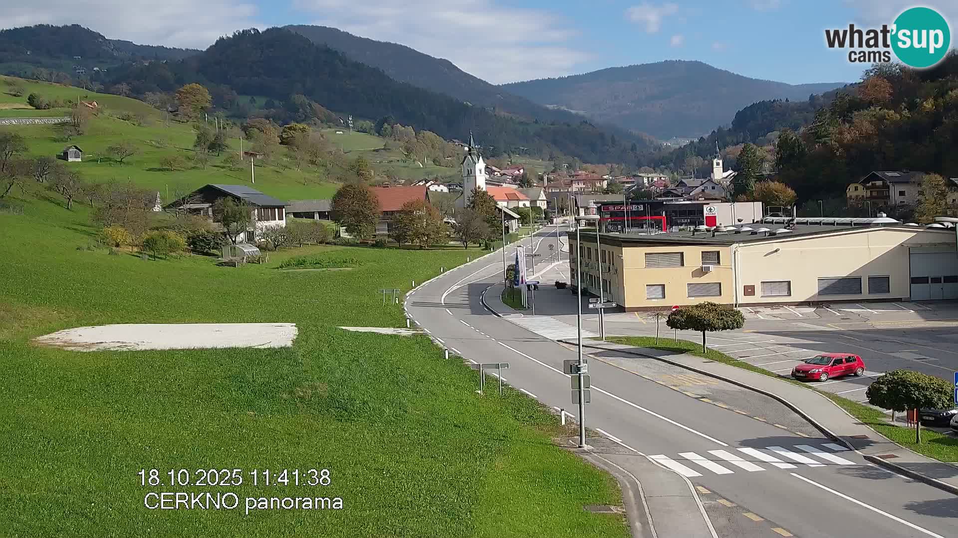 Webcam en direct – Entrée de la ville de Cerkno