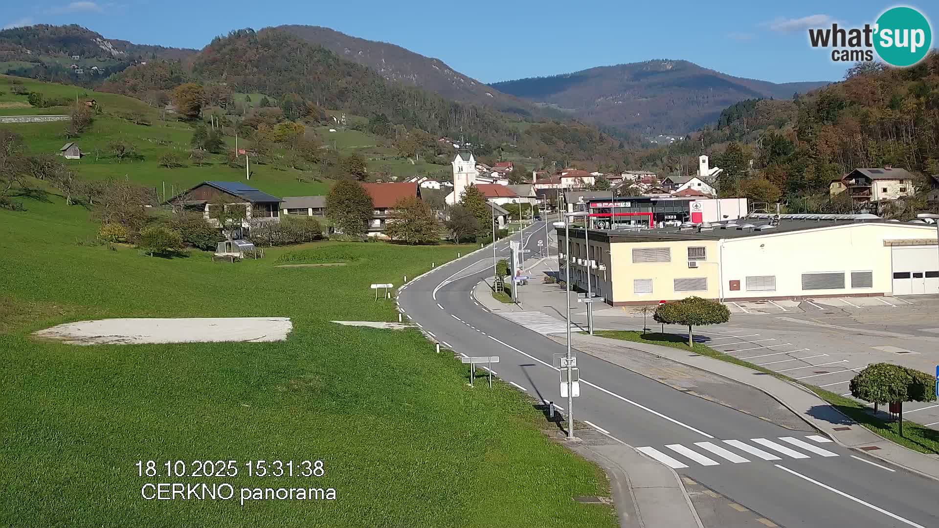 Cerkno entrada a la ciudad Webcam en vivo