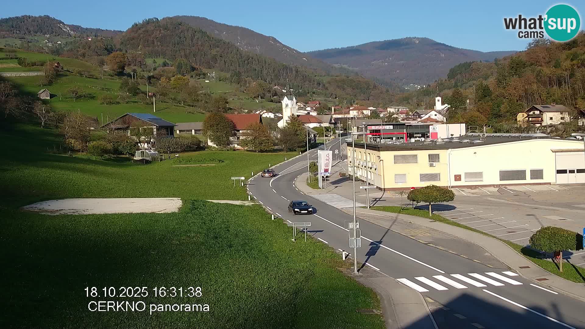 Cerkno city entrance Live Webcam
