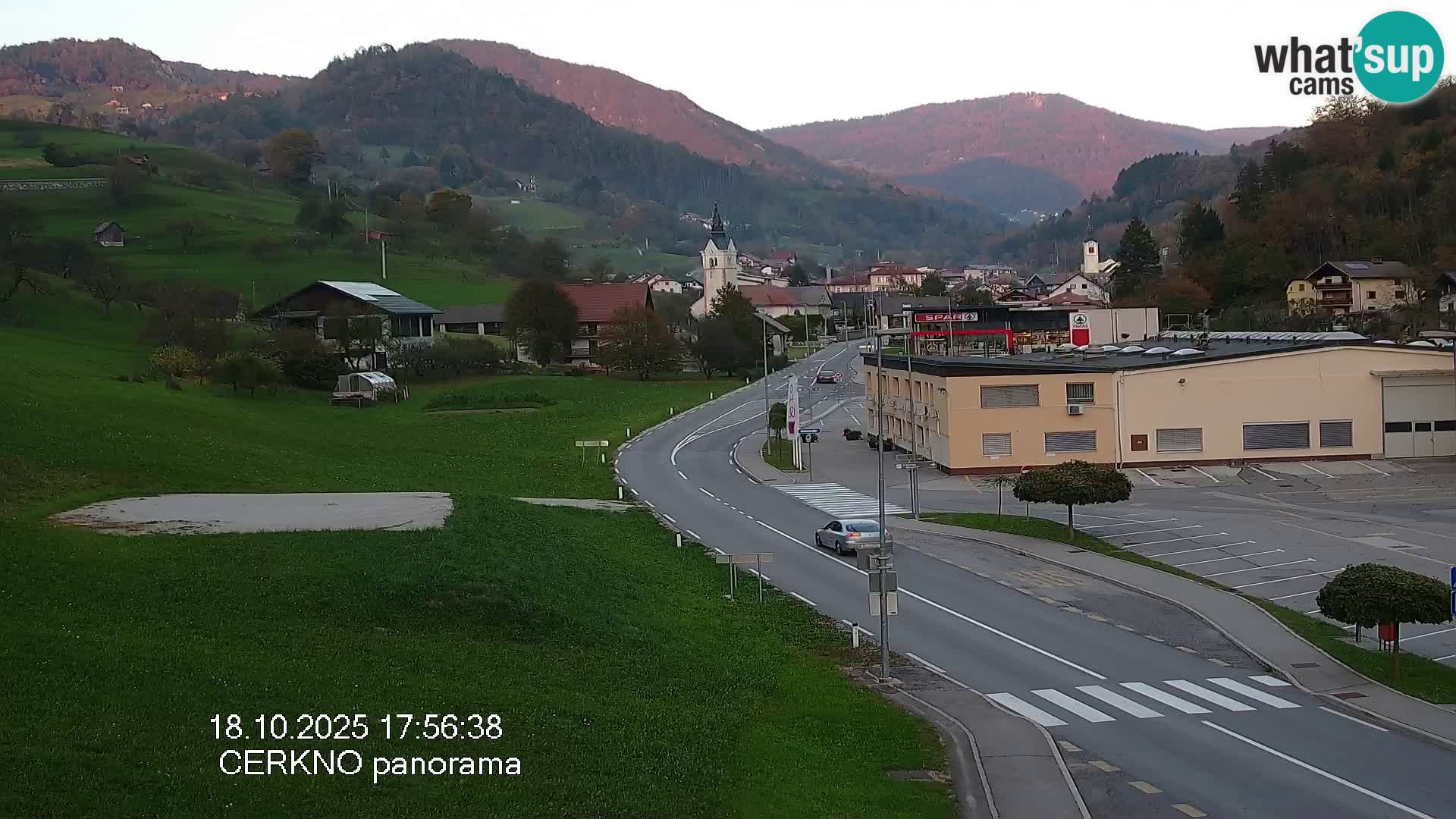 Cerkno entrada a la ciudad Webcam en vivo