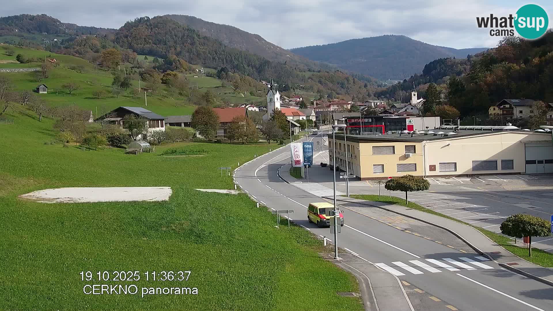 Cerkno entrada a la ciudad Webcam en vivo