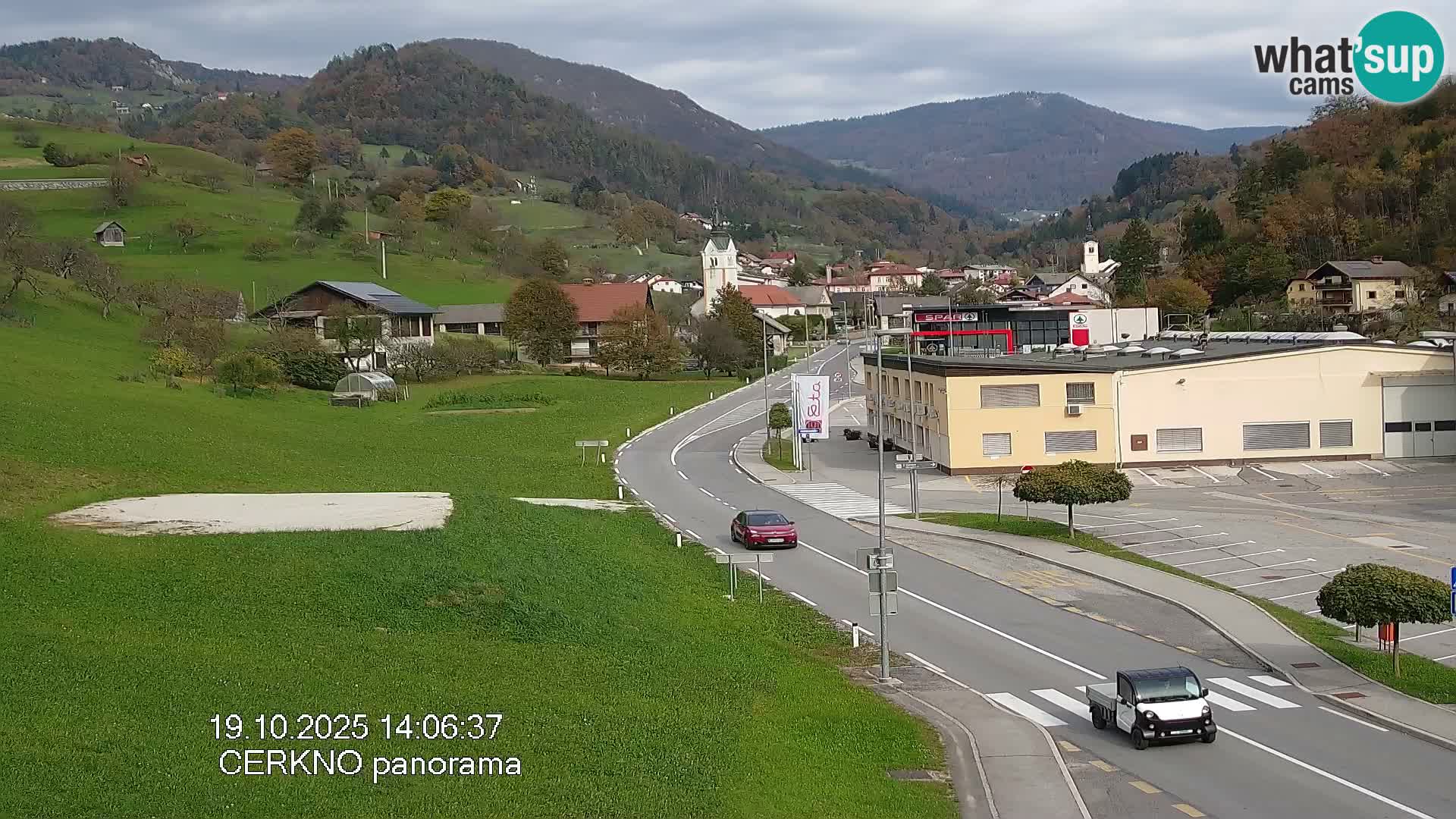 Cerkno entrada a la ciudad Webcam en vivo