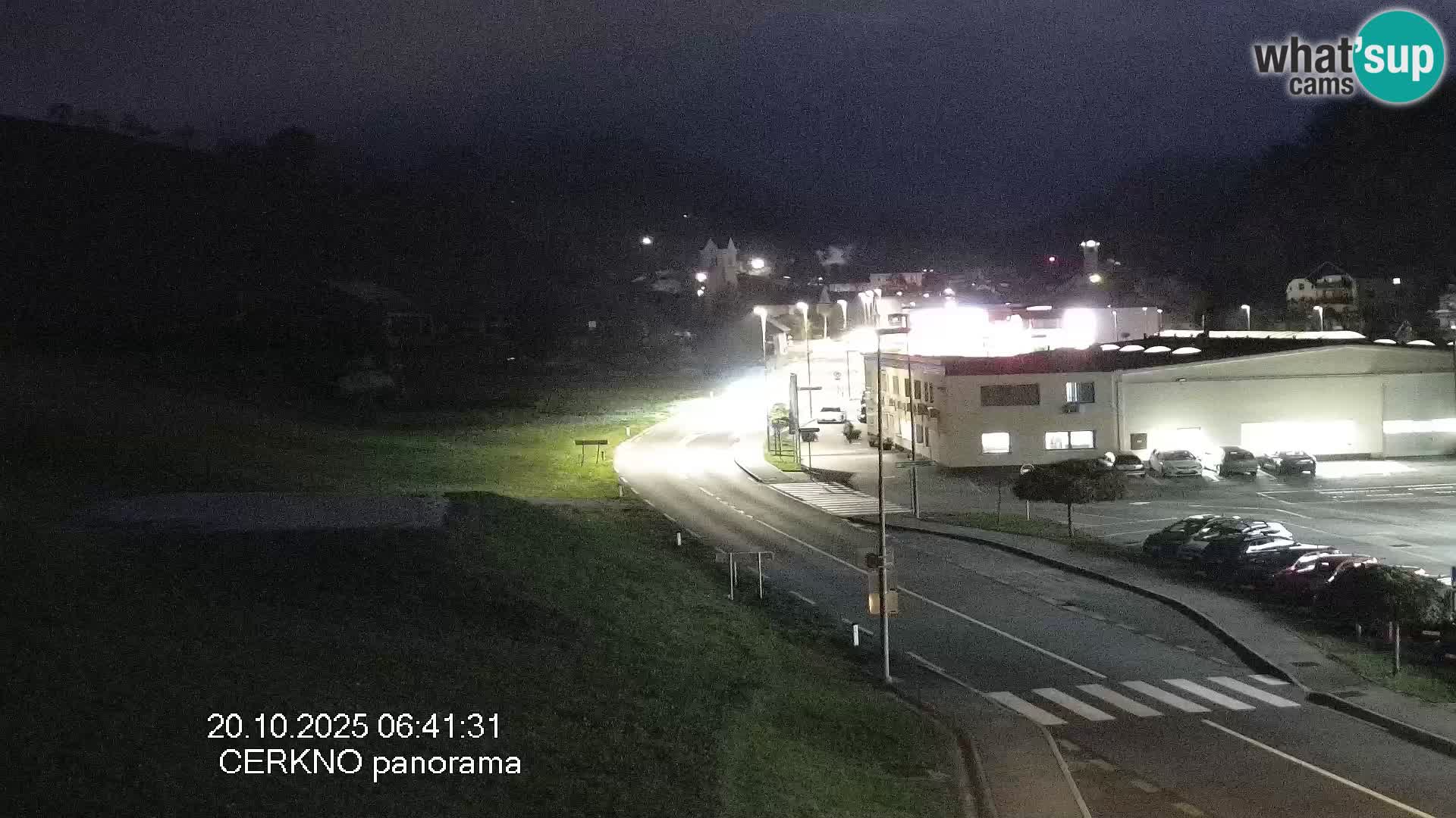 Webcam en direct – Entrée de la ville de Cerkno