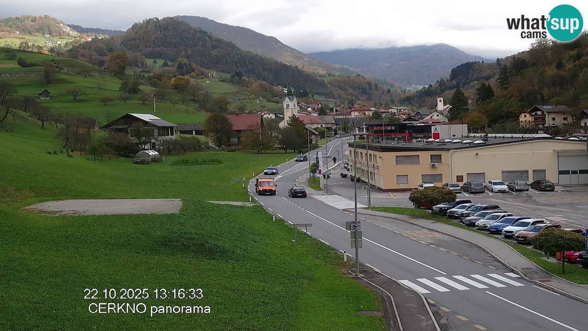 Webcam en direct – Entrée de la ville de Cerkno