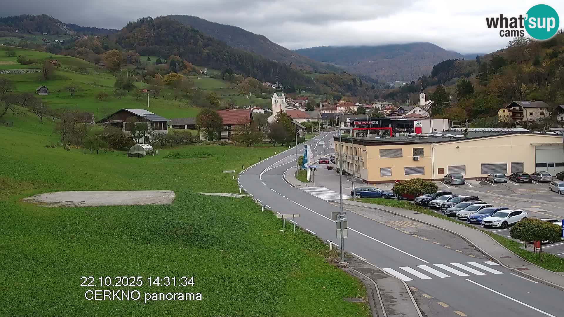 Webcam en direct – Entrée de la ville de Cerkno