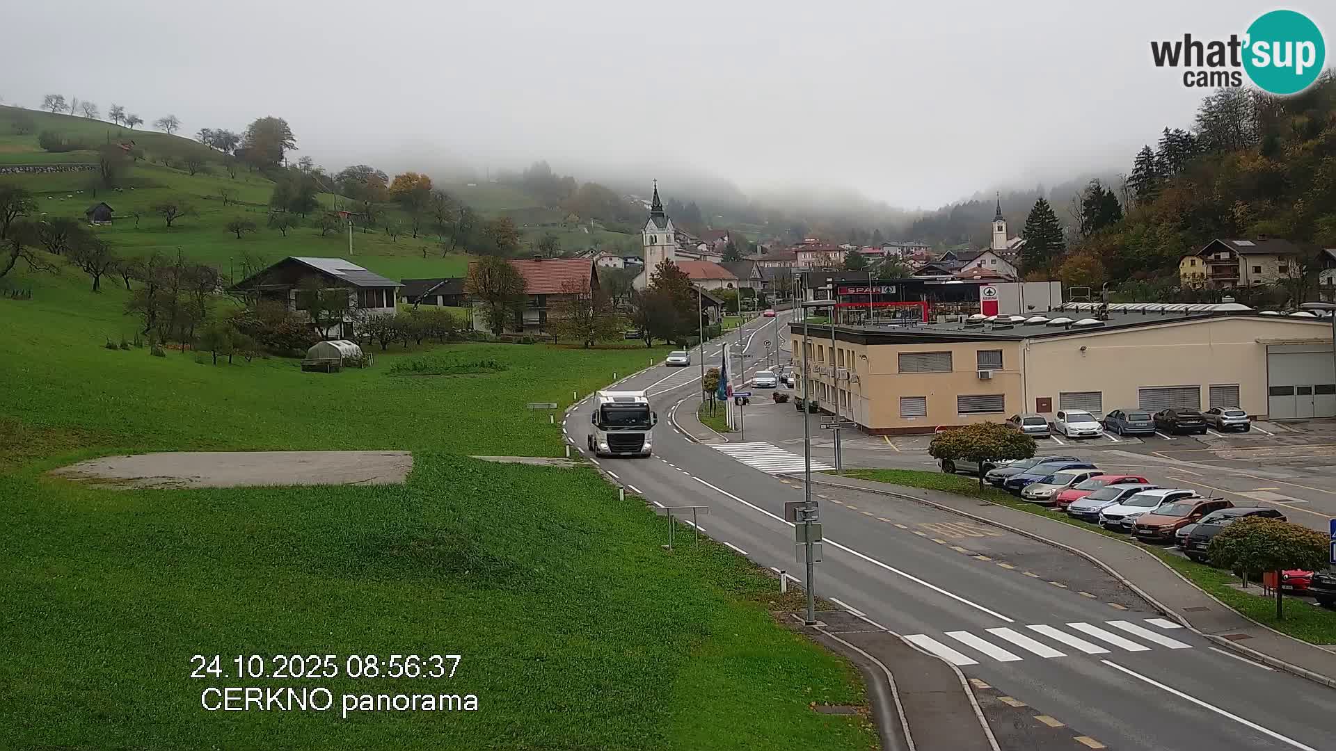 Webcam en direct – Entrée de la ville de Cerkno