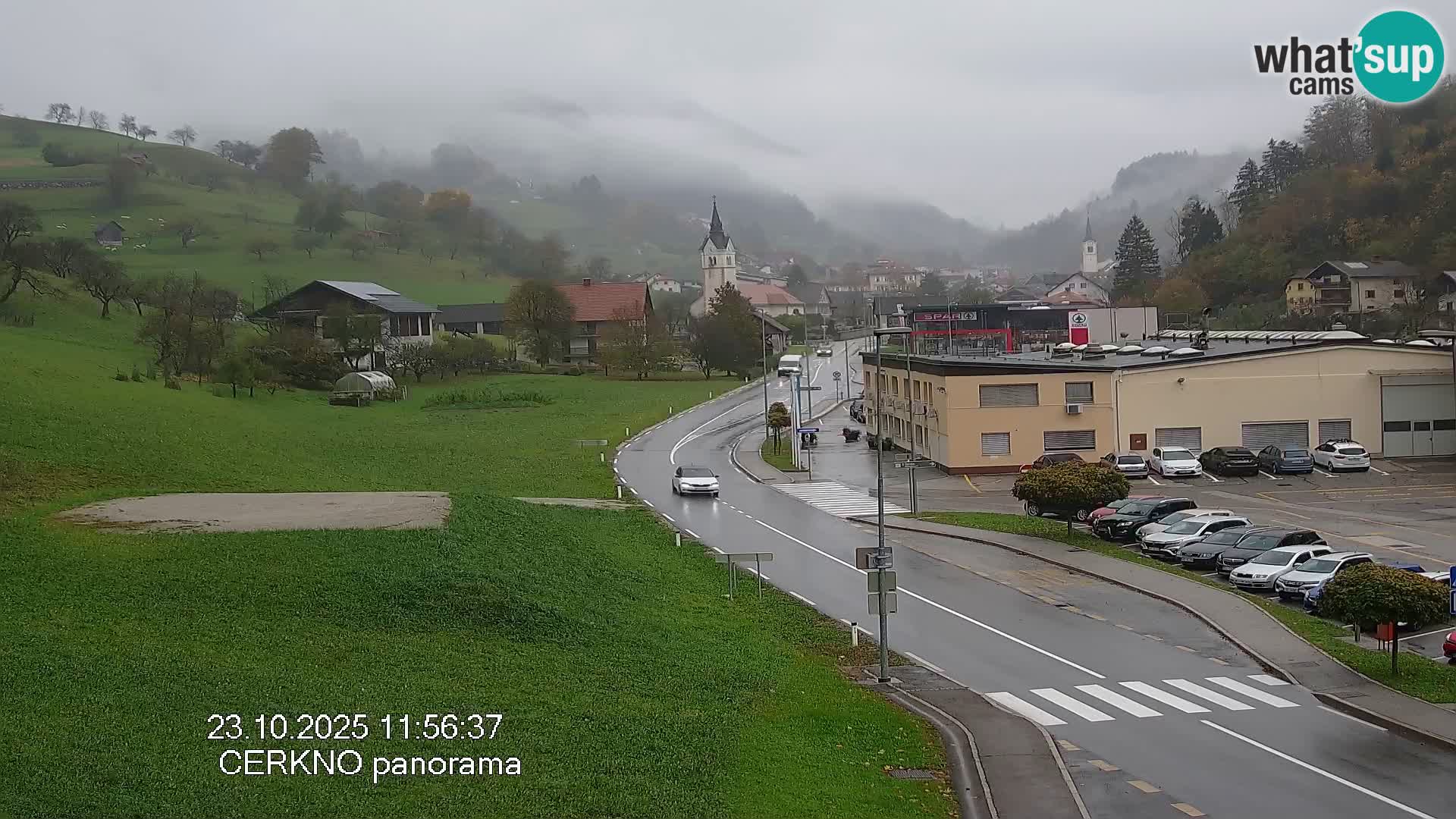 Webcam en direct – Entrée de la ville de Cerkno