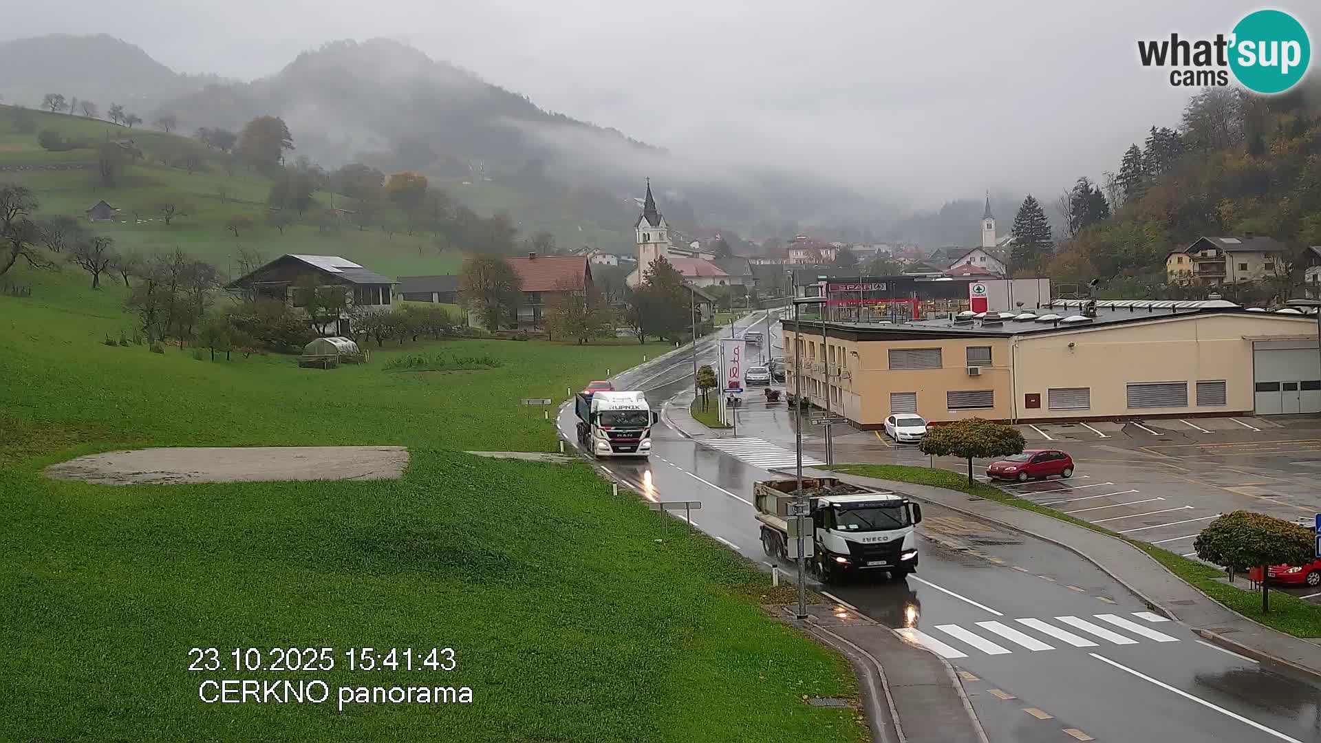 Webcam en direct – Entrée de la ville de Cerkno
