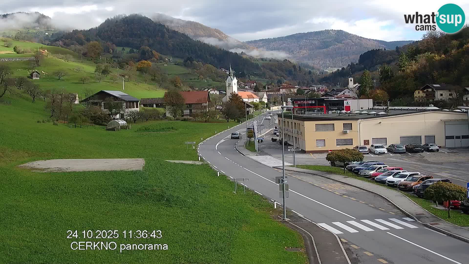 Cerkno entrada a la ciudad Webcam en vivo