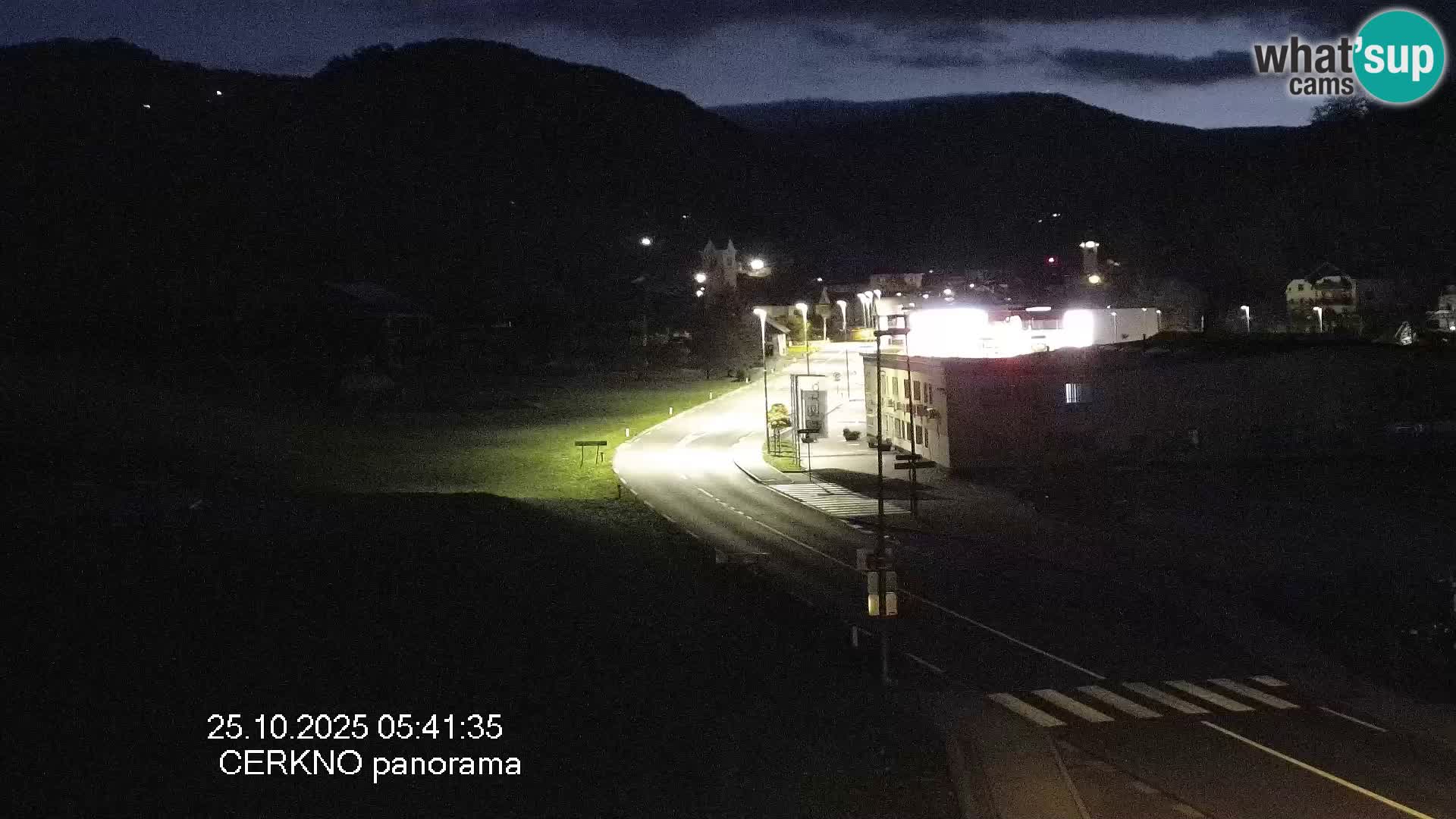 Webcam en direct – Entrée de la ville de Cerkno