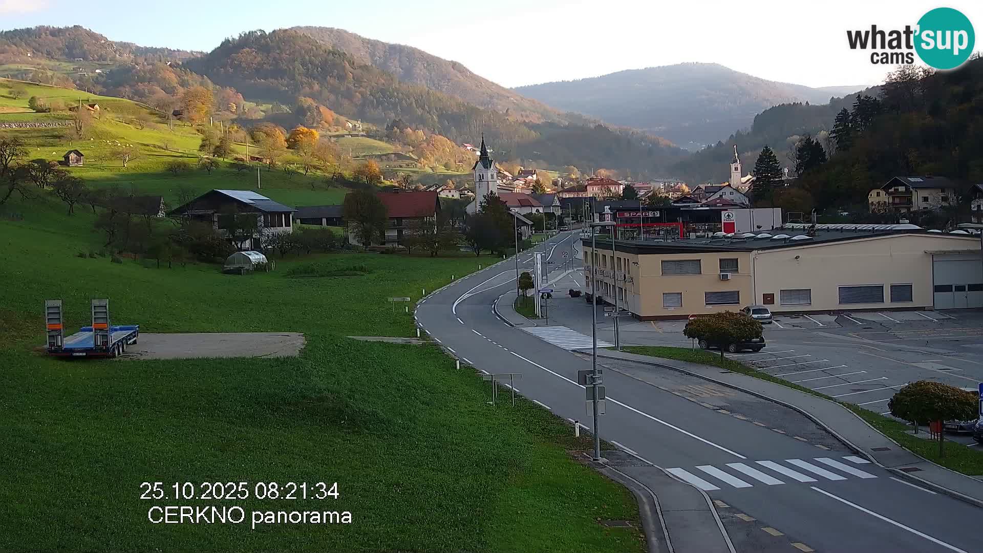 Webcam en direct – Entrée de la ville de Cerkno