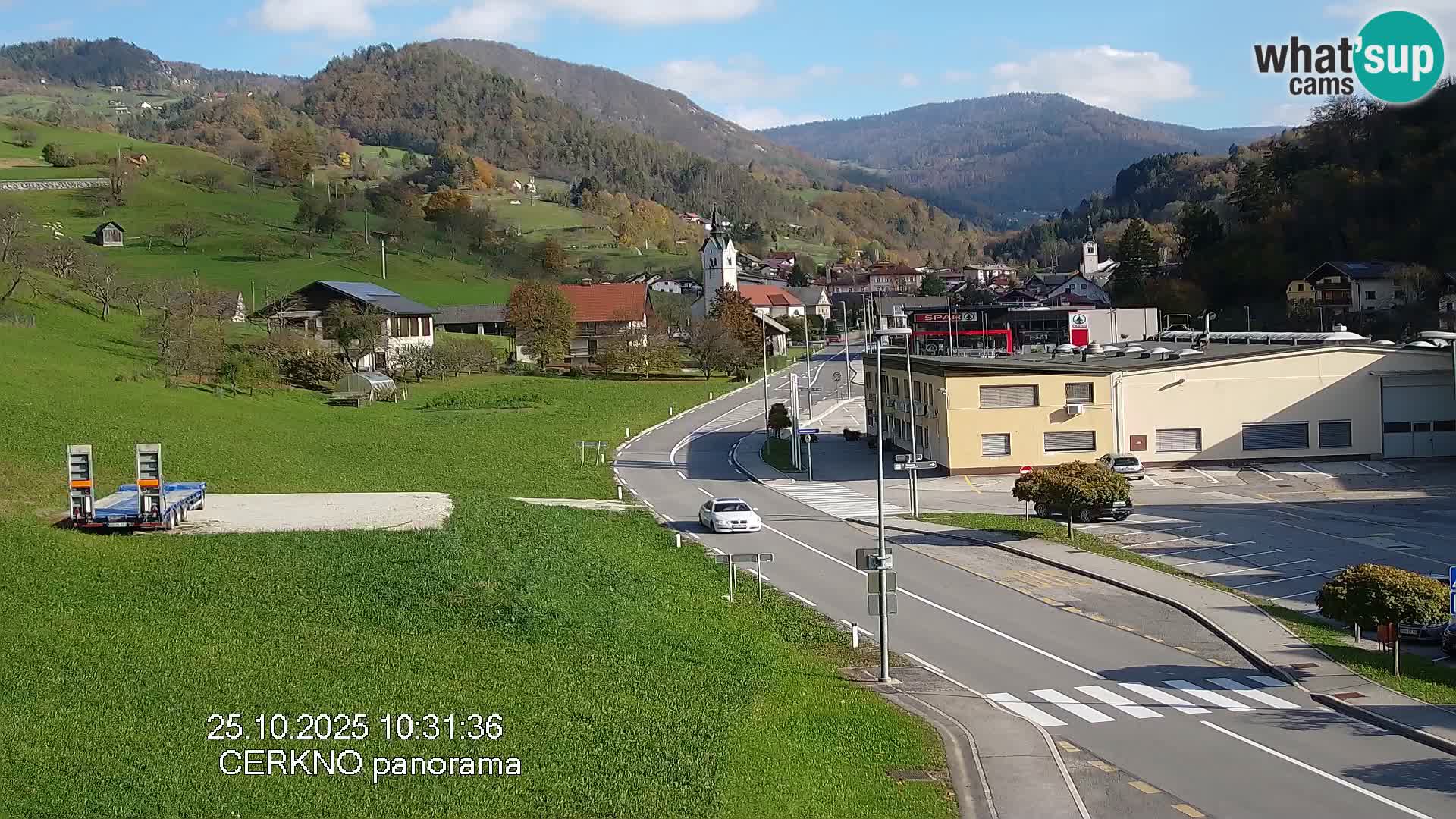Webcam en direct – Entrée de la ville de Cerkno
