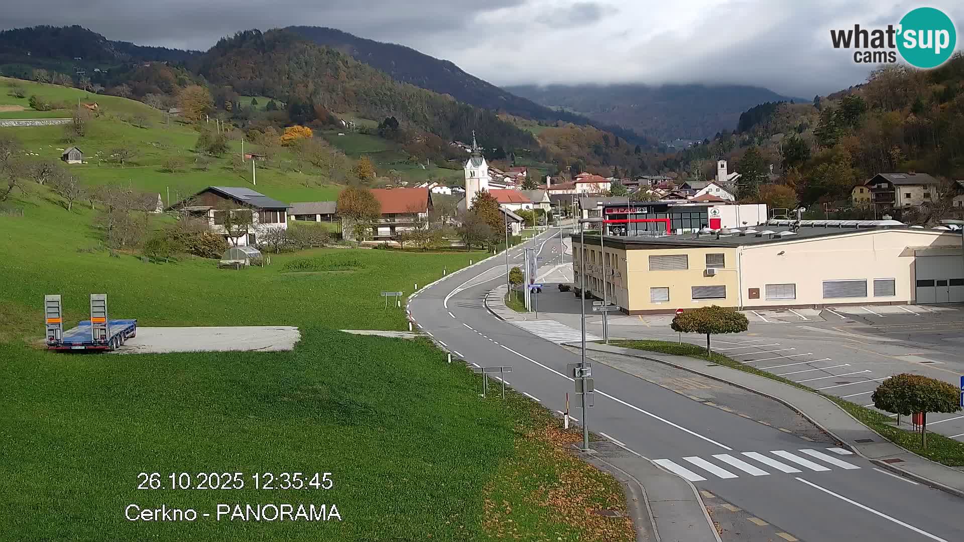 Cerkno entrada a la ciudad Webcam en vivo