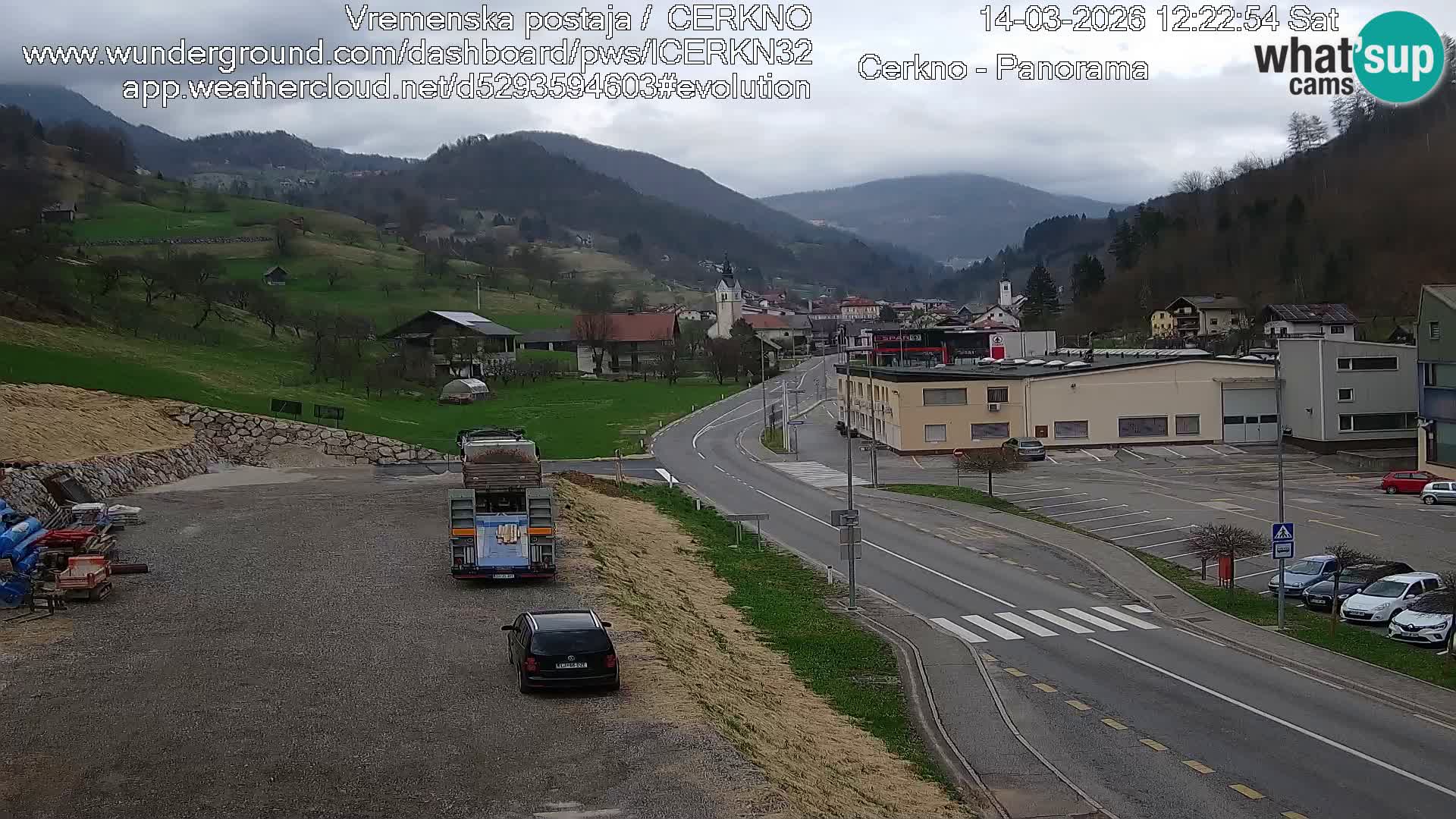Cerkno city entrance Live Webcam