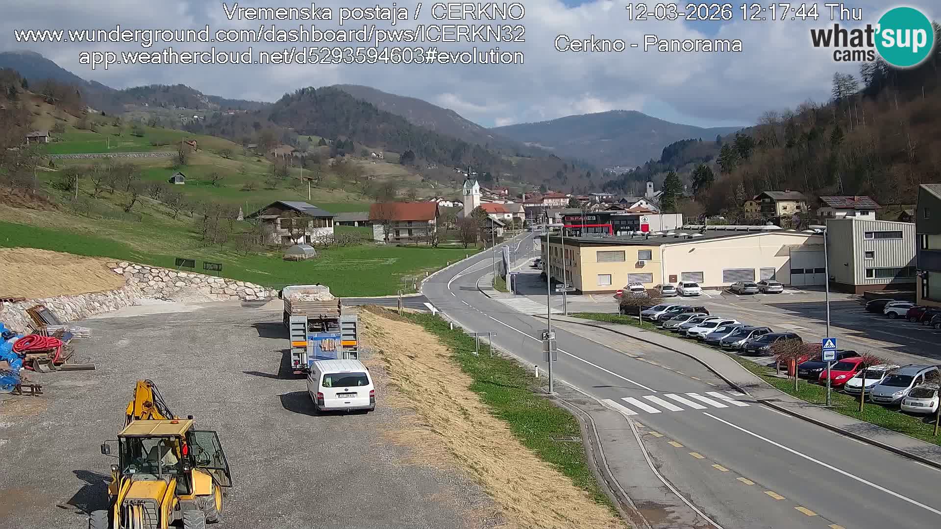 Webcam en direct – Entrée de la ville de Cerkno