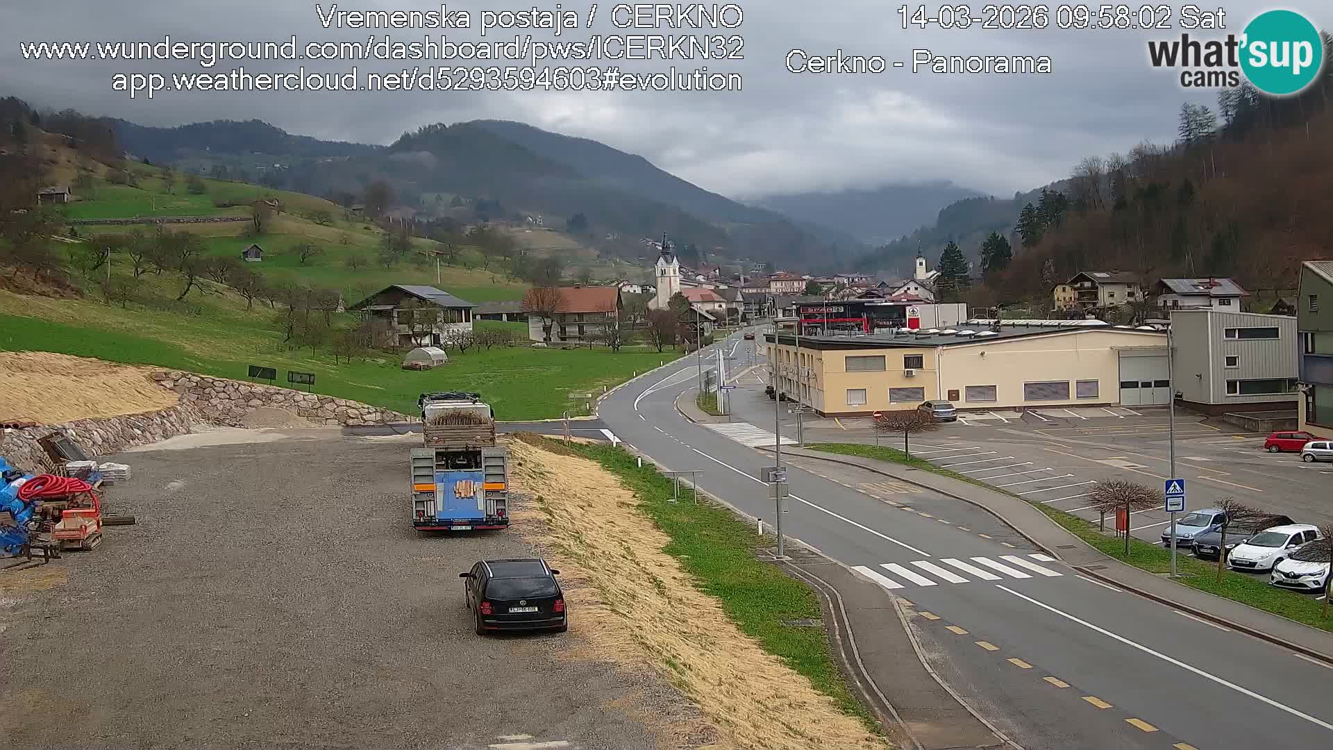 Webcam en direct – Entrée de la ville de Cerkno