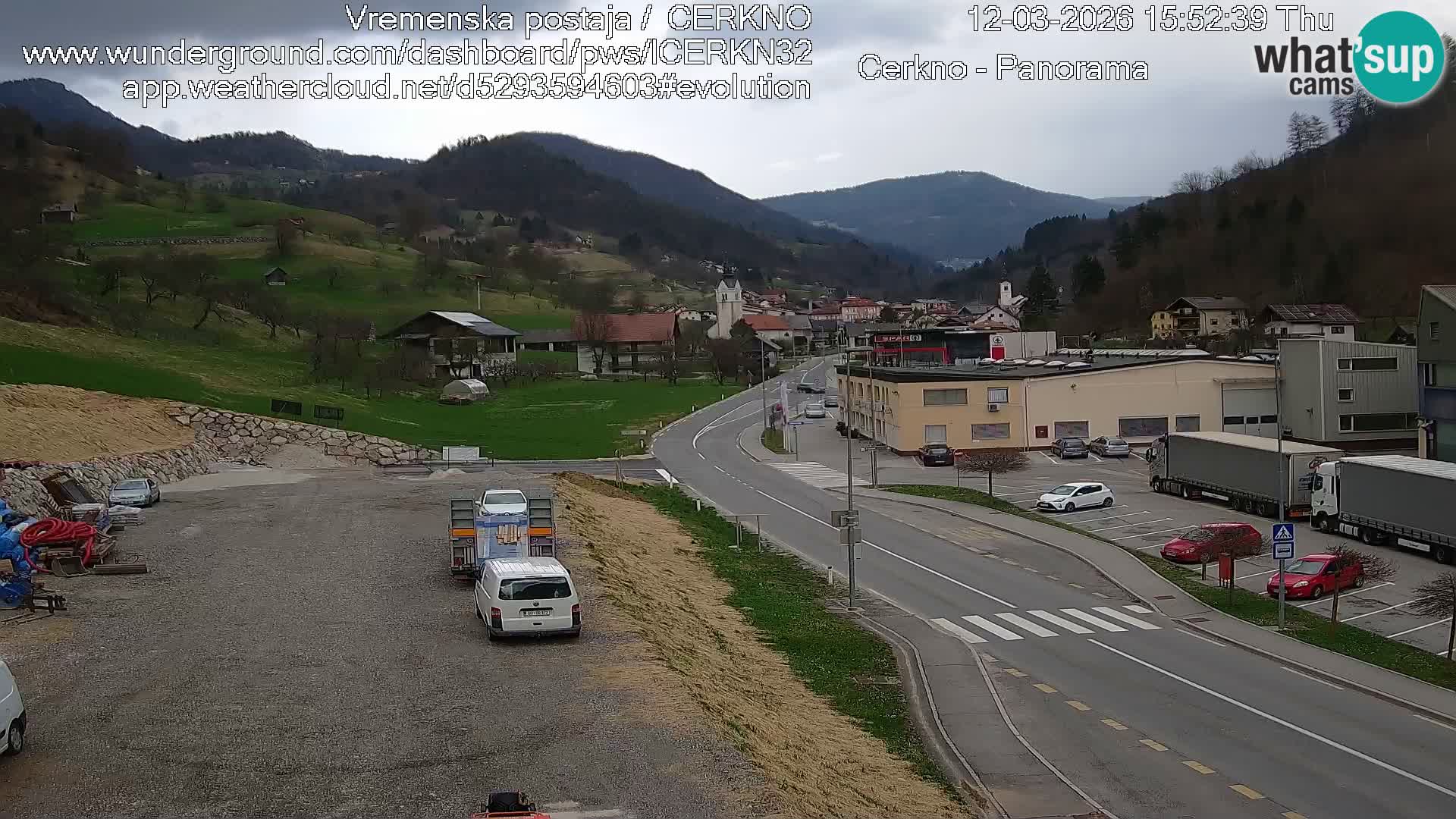 Cerkno entrada a la ciudad Webcam en vivo