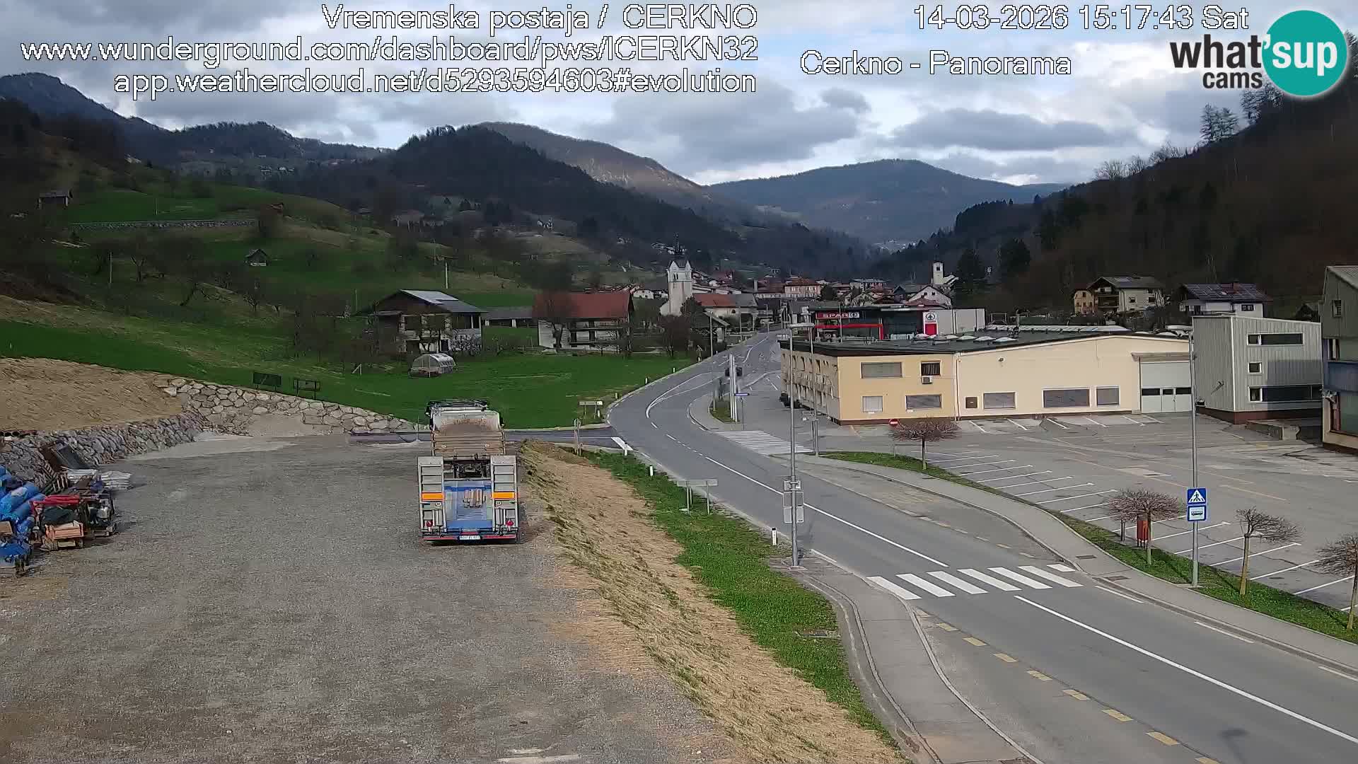 Cerkno city entrance Live Webcam