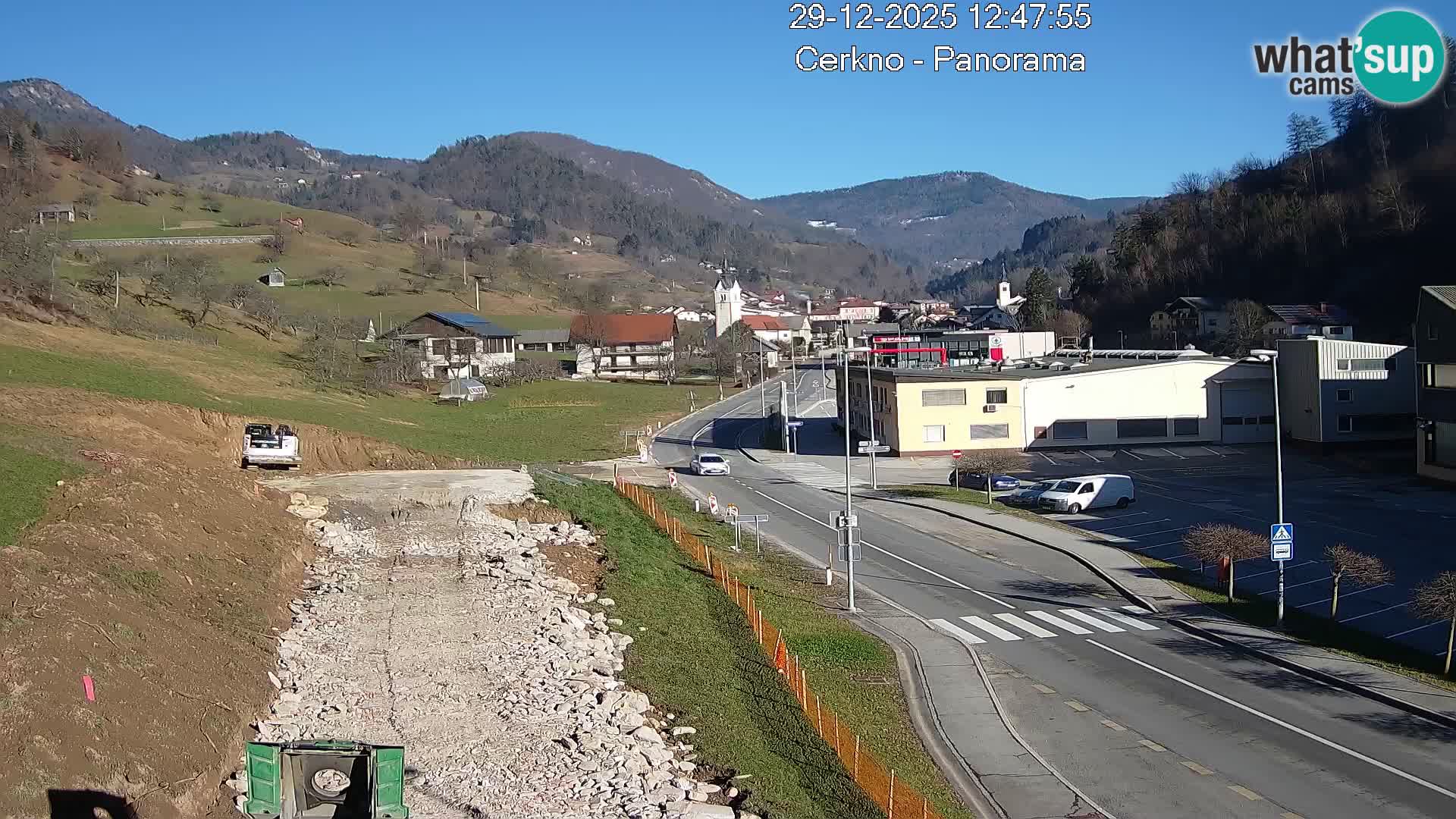 Webcam en direct – Entrée de la ville de Cerkno