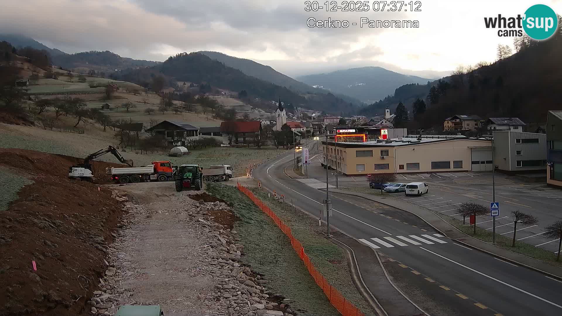 Webcam en direct – Entrée de la ville de Cerkno