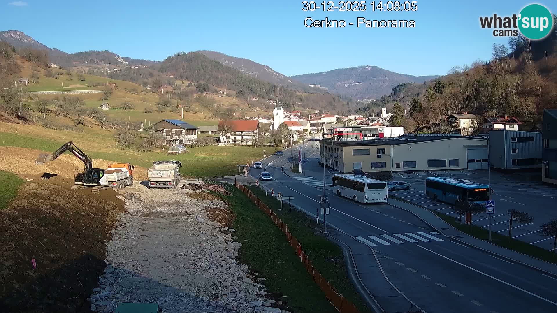 Webcam en direct – Entrée de la ville de Cerkno