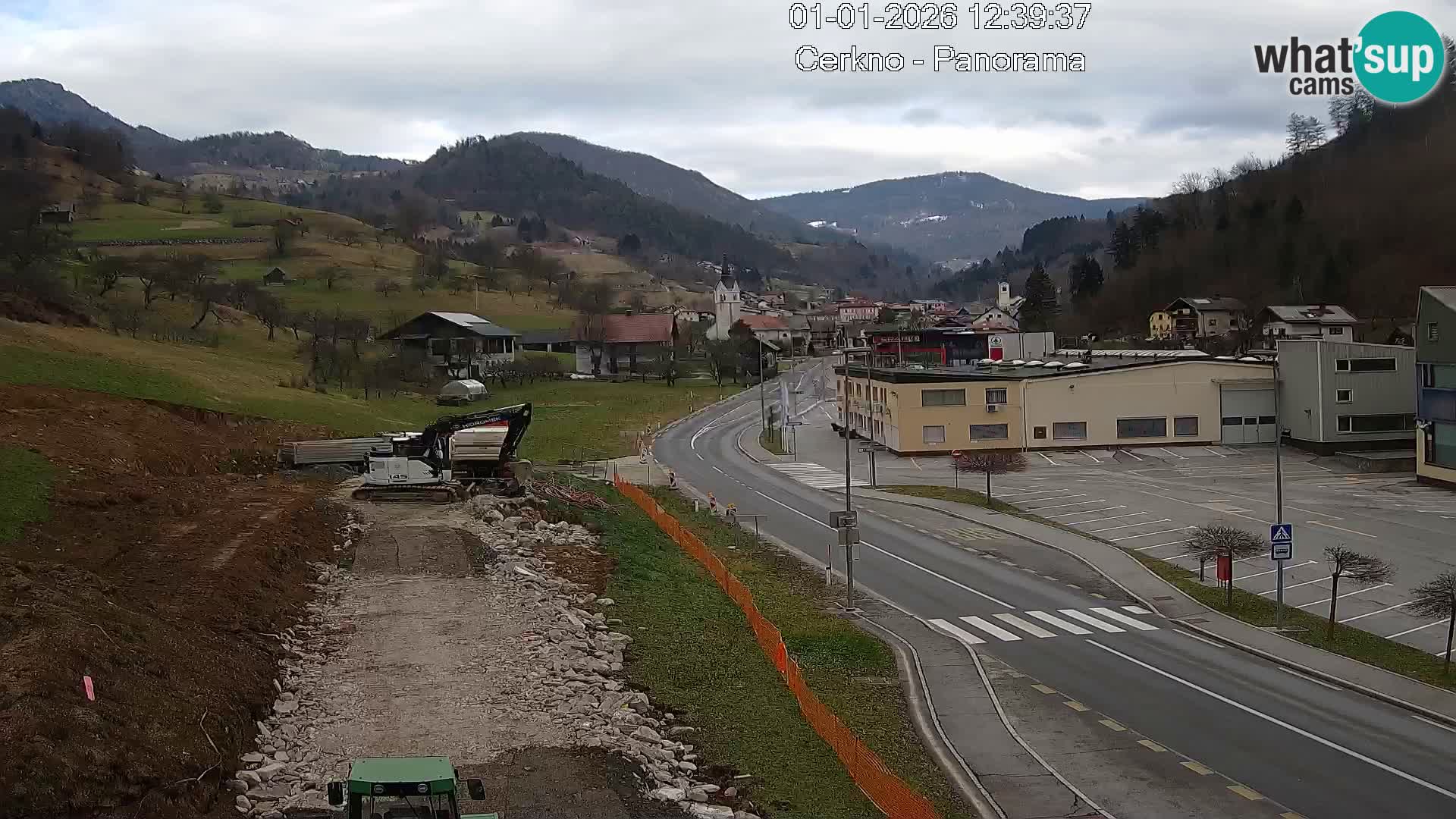 Webcam en direct – Entrée de la ville de Cerkno
