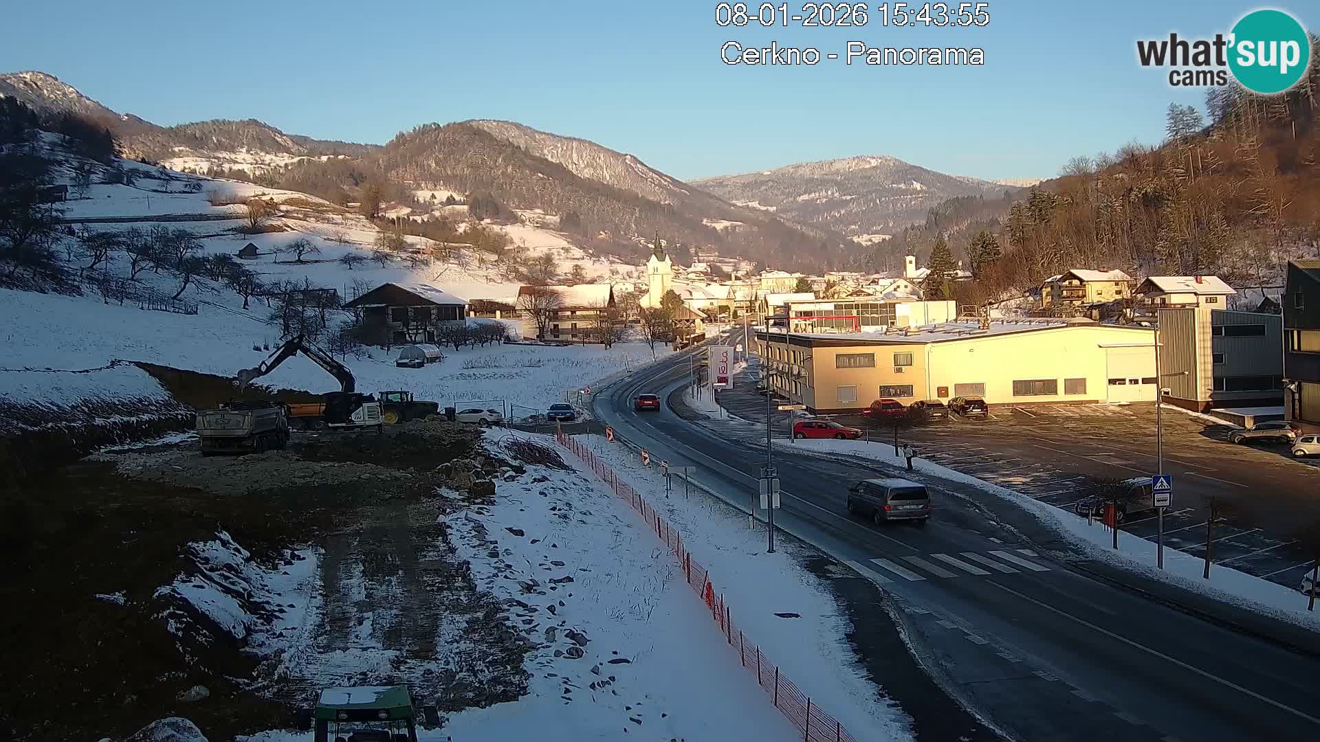 Webcam en direct – Entrée de la ville de Cerkno