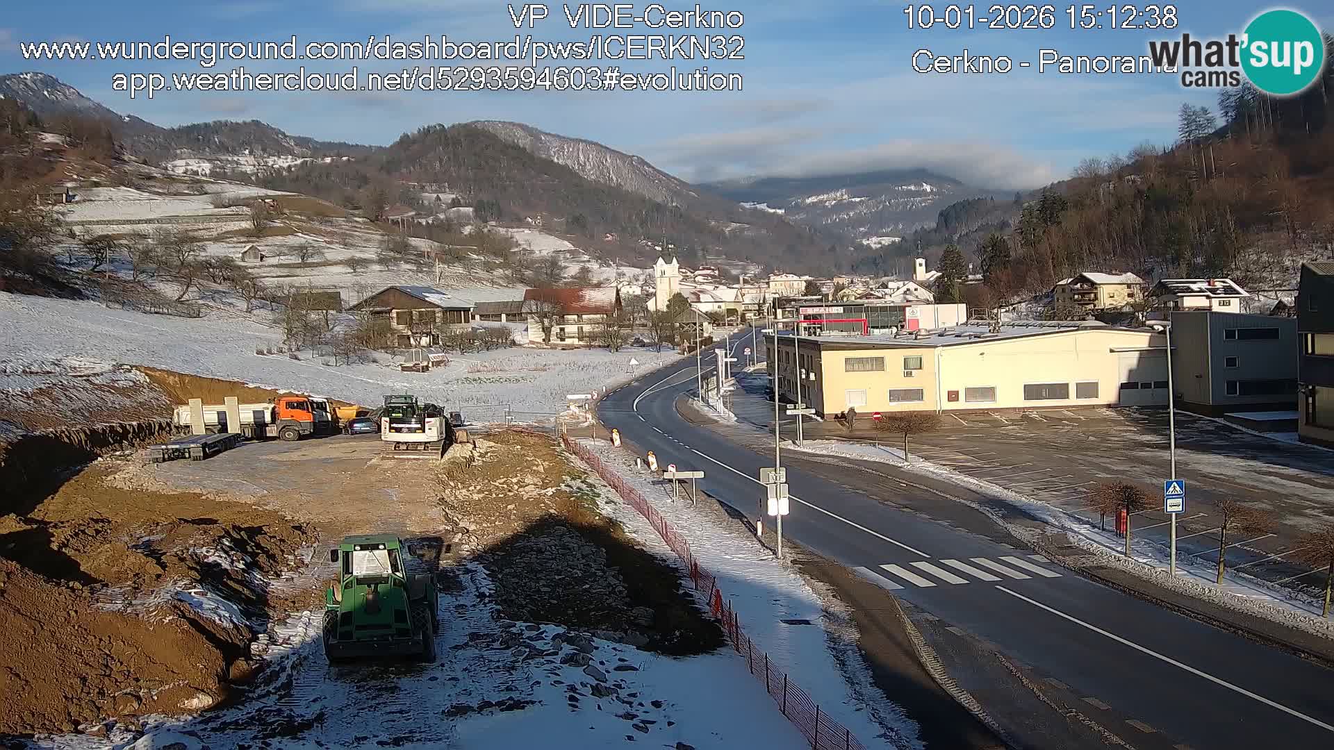 Webcam en direct – Entrée de la ville de Cerkno