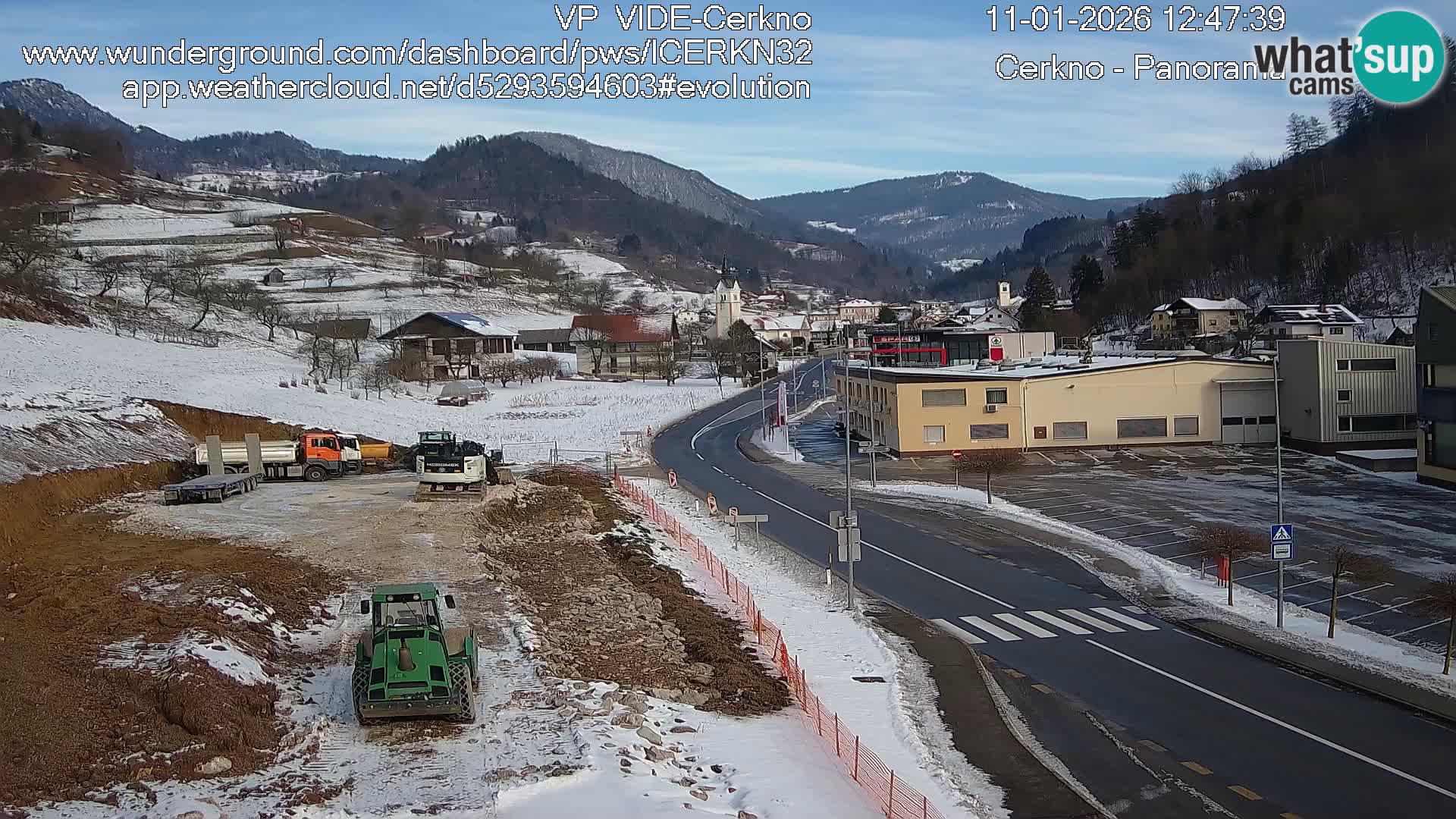 Cerkno city entrance Live Webcam