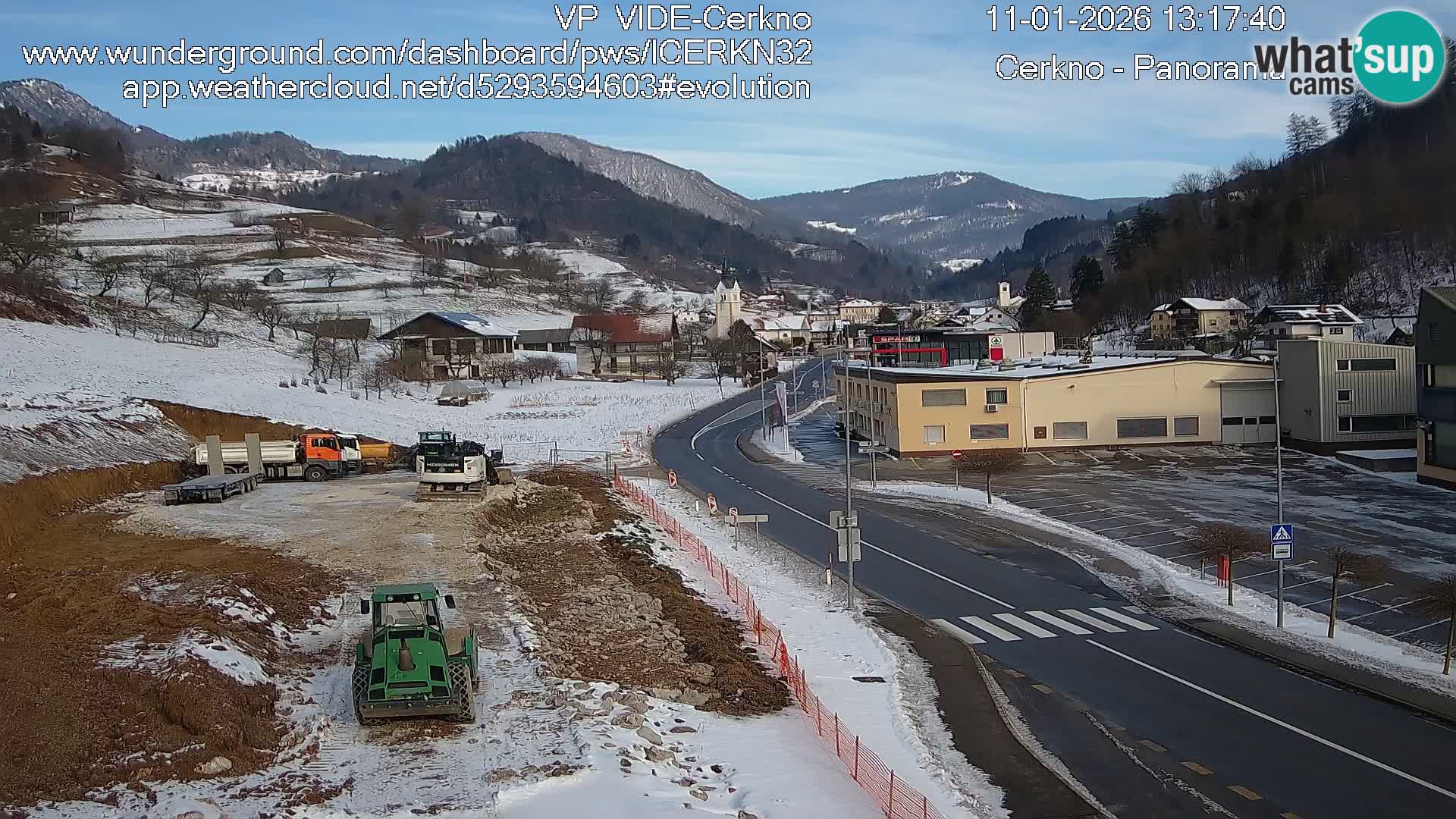 Cerkno city entrance Live Webcam