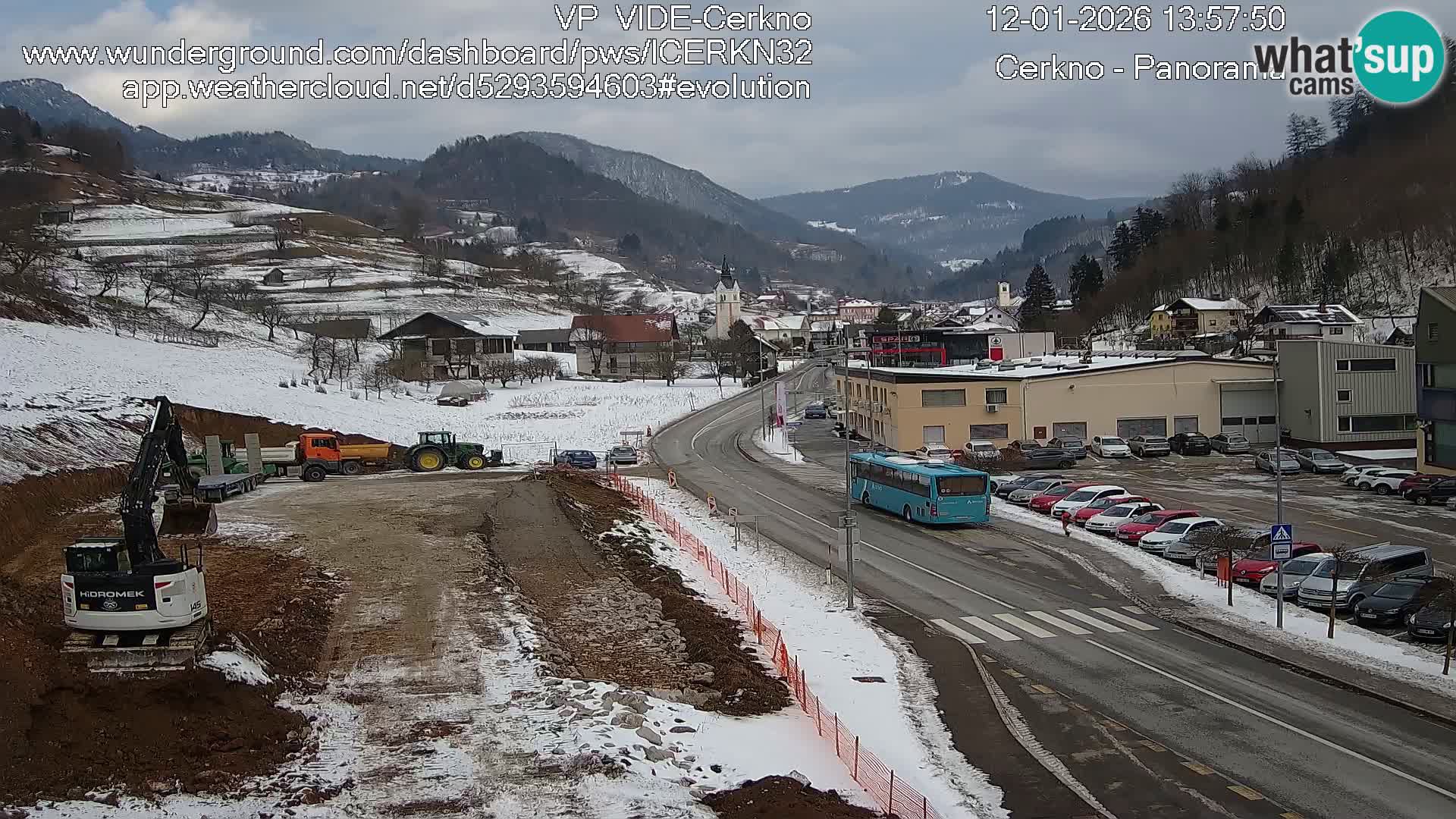 Cerkno entrada a la ciudad Webcam en vivo