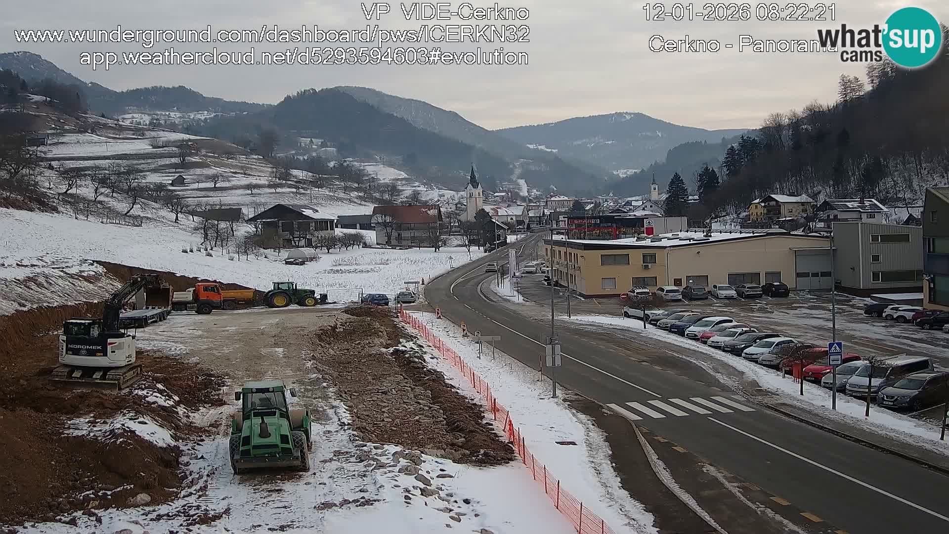 Webcam en direct – Entrée de la ville de Cerkno