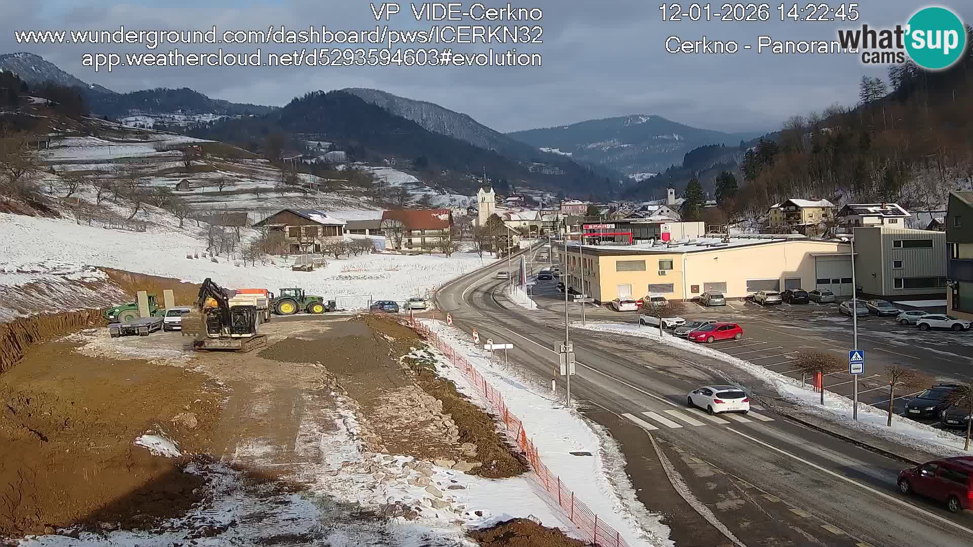 Webcam en direct – Entrée de la ville de Cerkno
