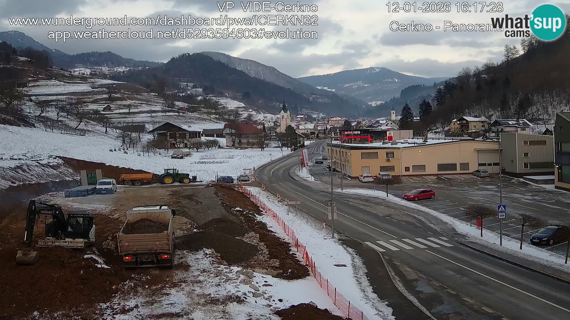Webcam en direct – Entrée de la ville de Cerkno