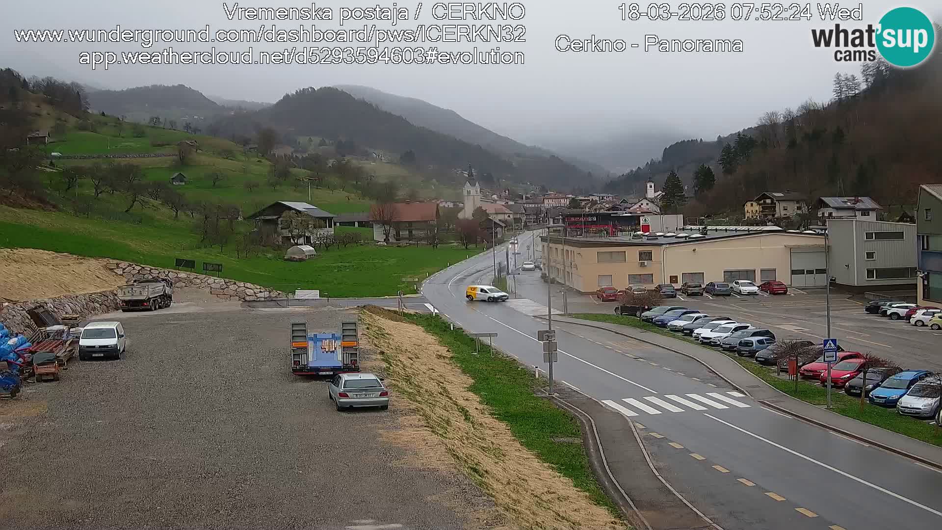 Cerkno city entrance Live Webcam