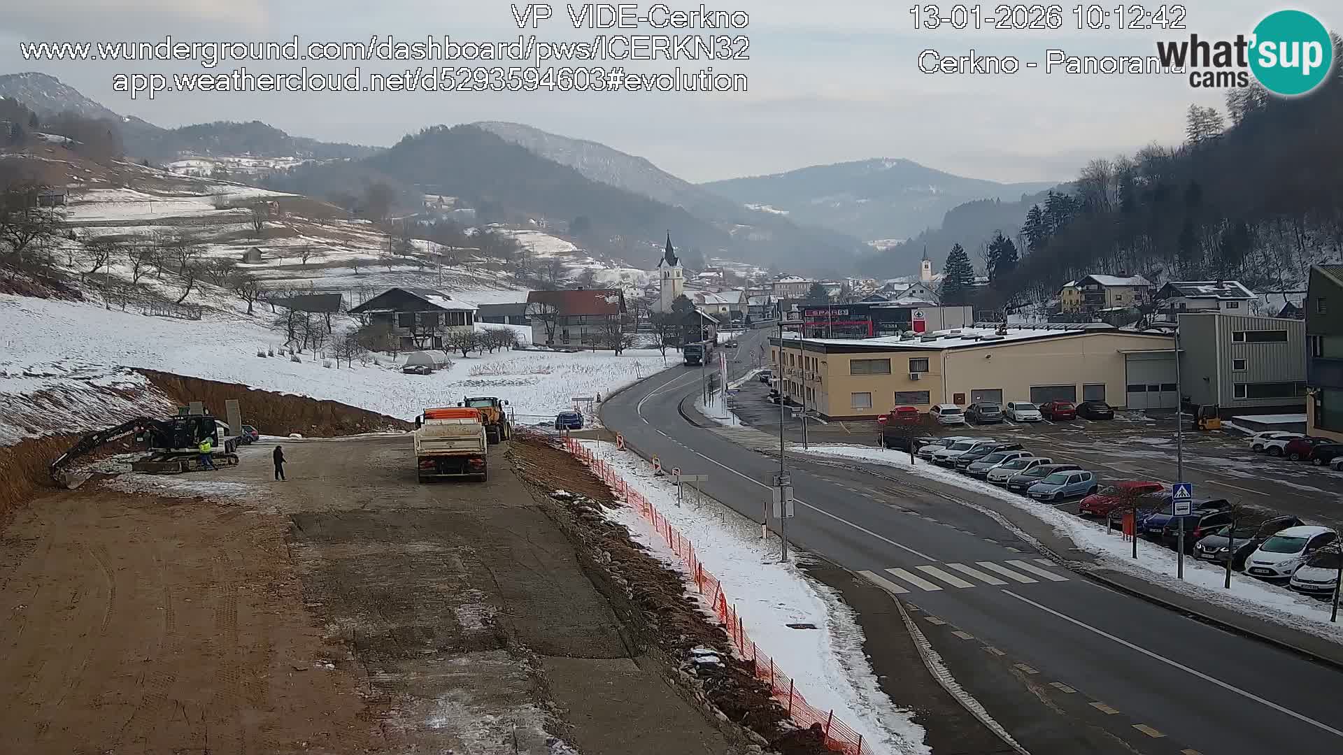 Webcam en direct – Entrée de la ville de Cerkno