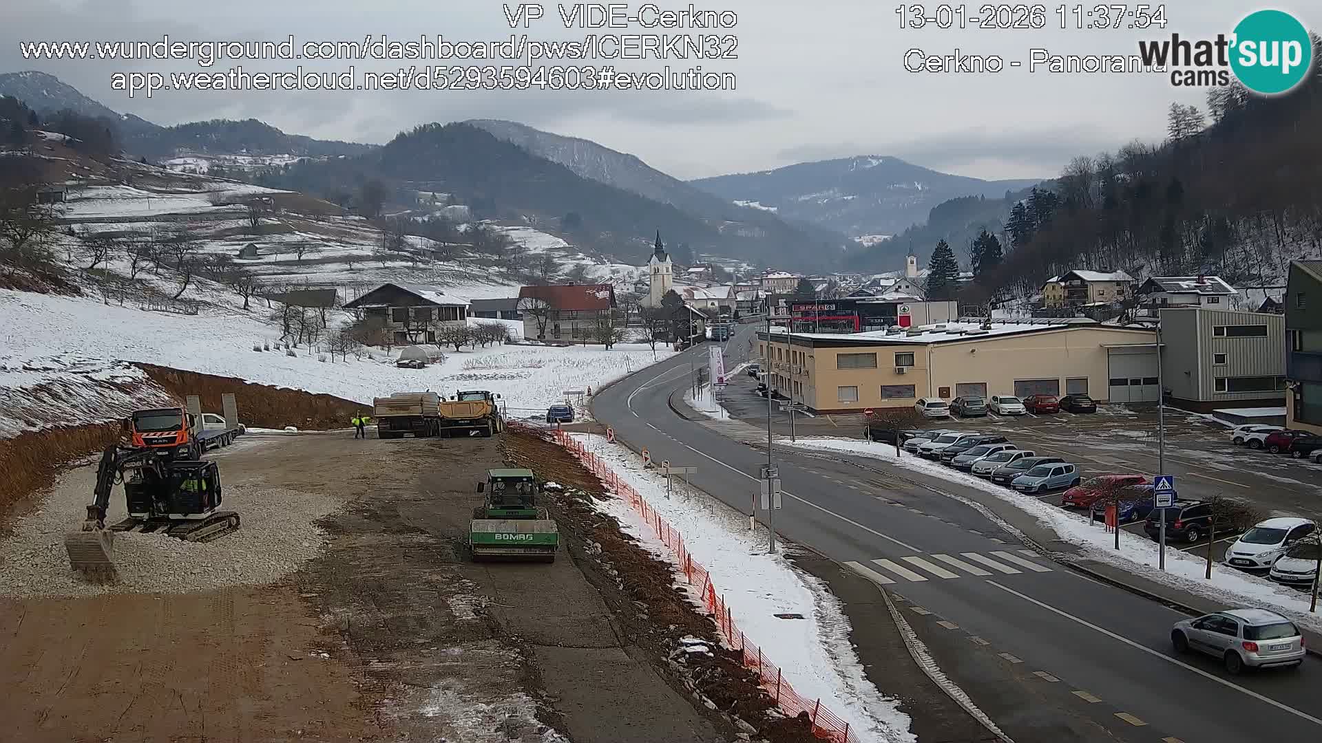 Webcam en direct – Entrée de la ville de Cerkno
