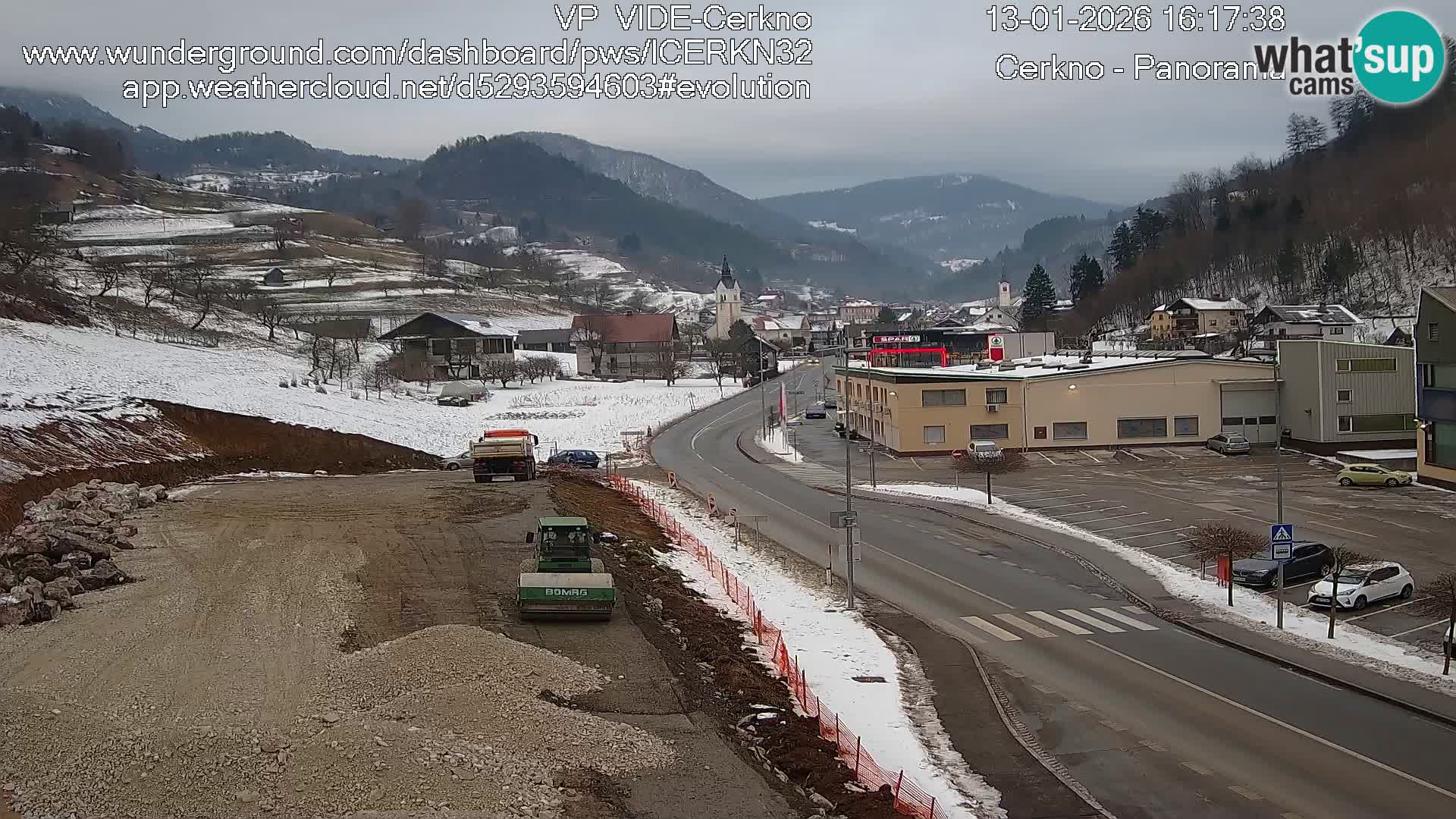 Cerkno entrada a la ciudad Webcam en vivo