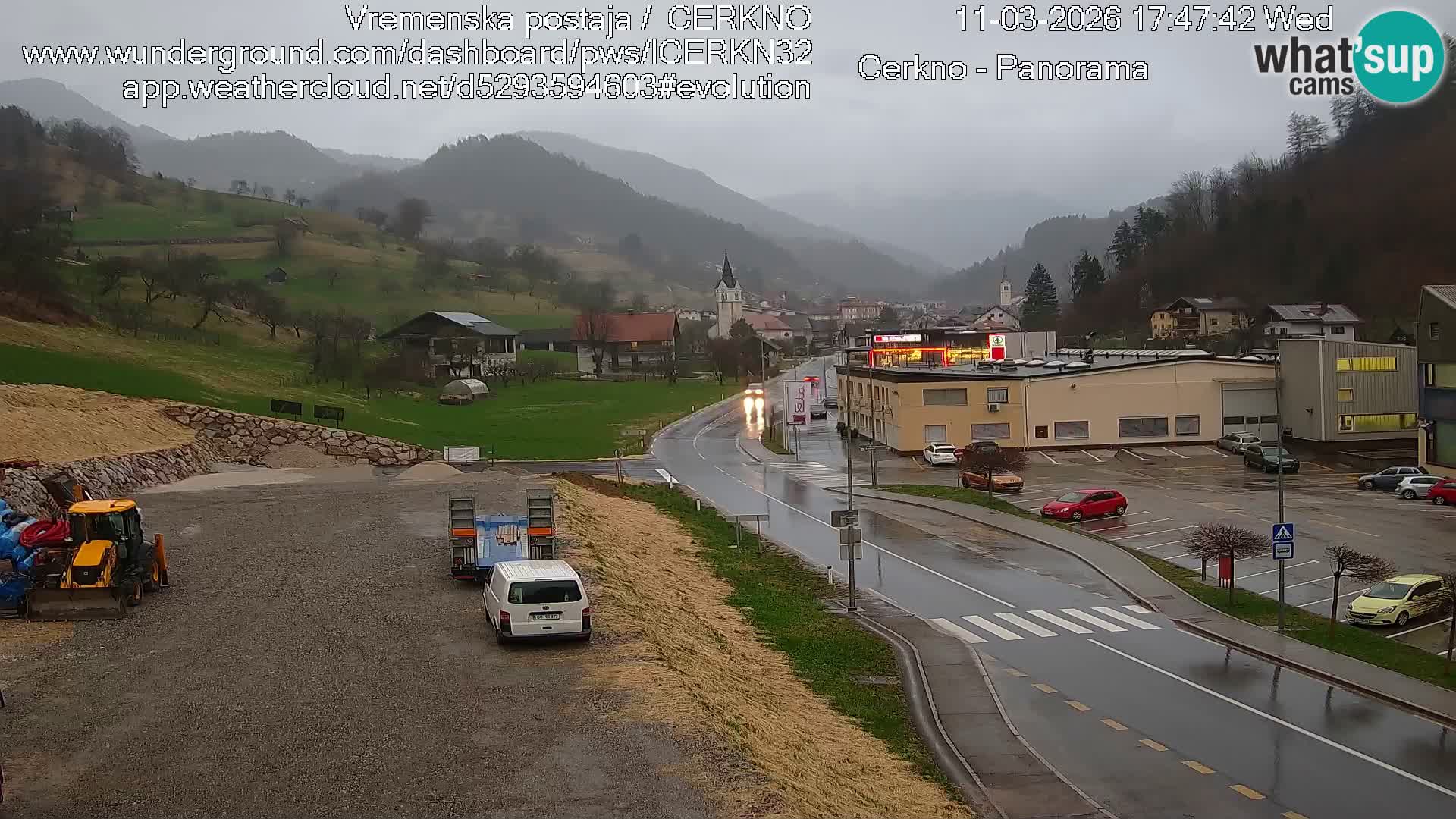 Cerkno city entrance Live Webcam