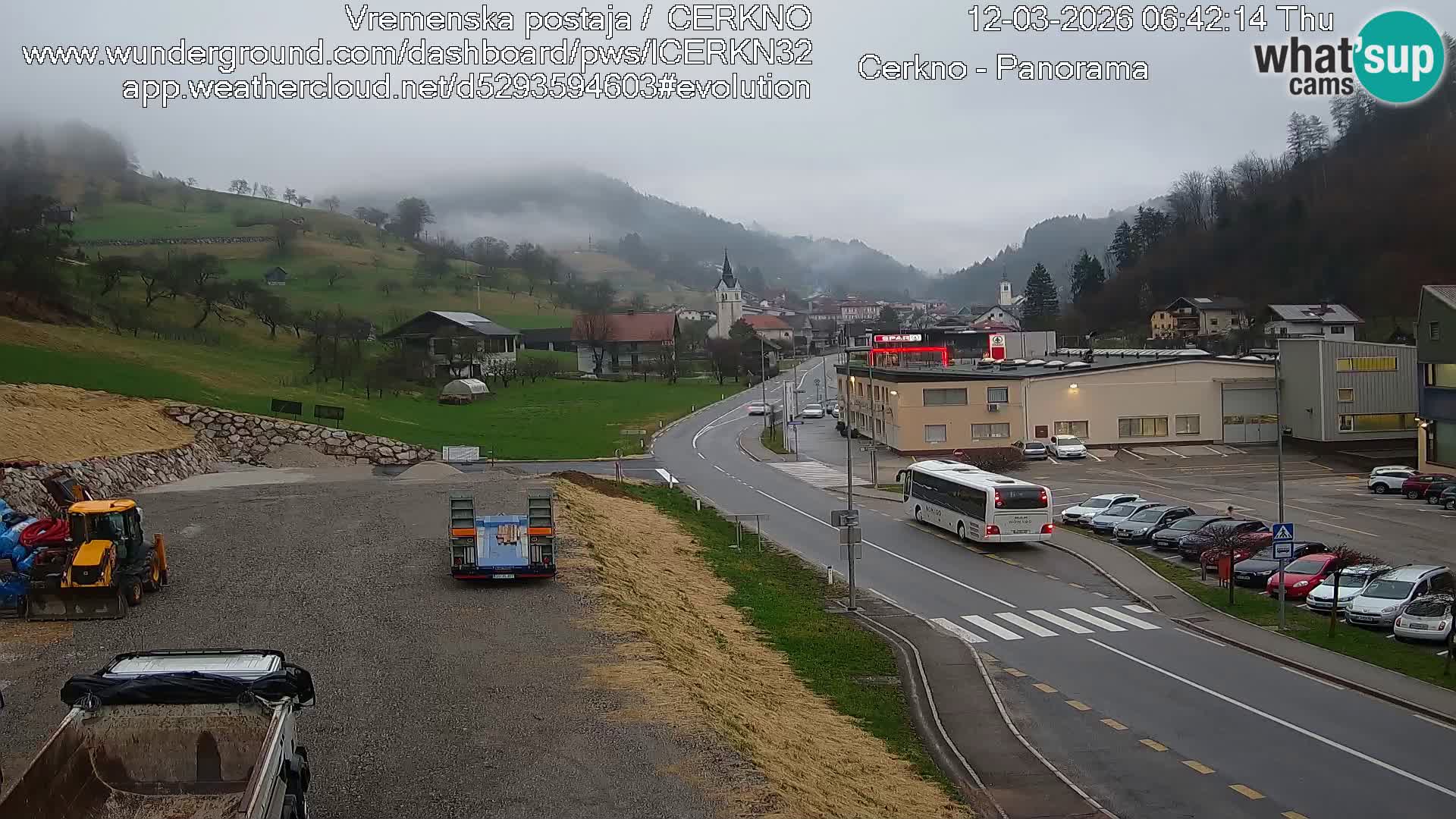 Cerkno city entrance Live Webcam