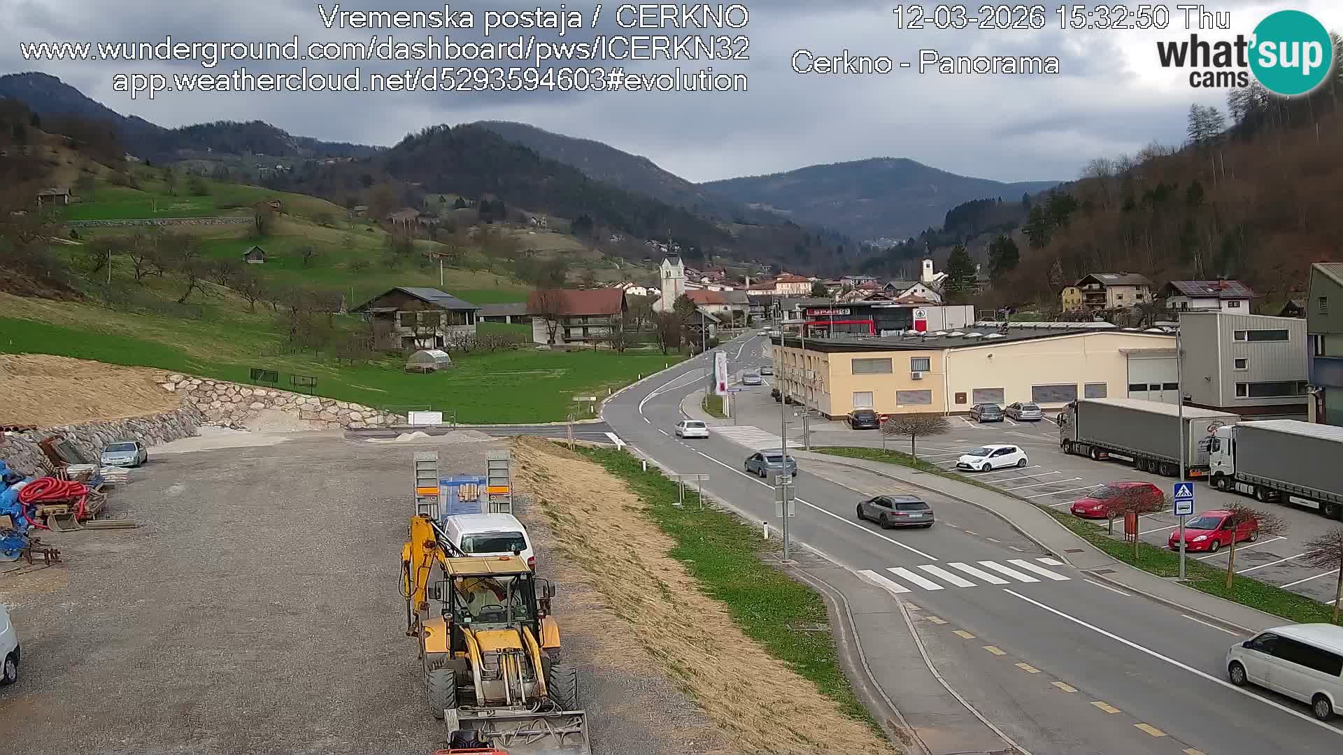 Cerkno city entrance Live Webcam
