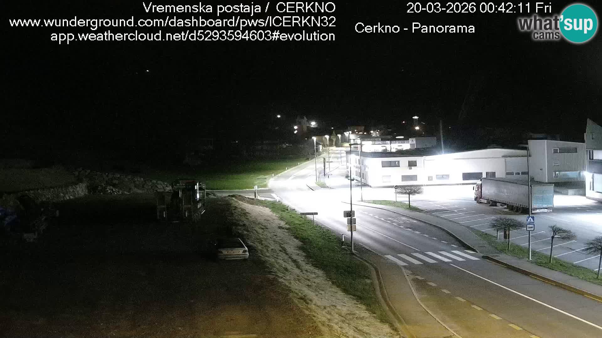 Webcam en direct – Entrée de la ville de Cerkno