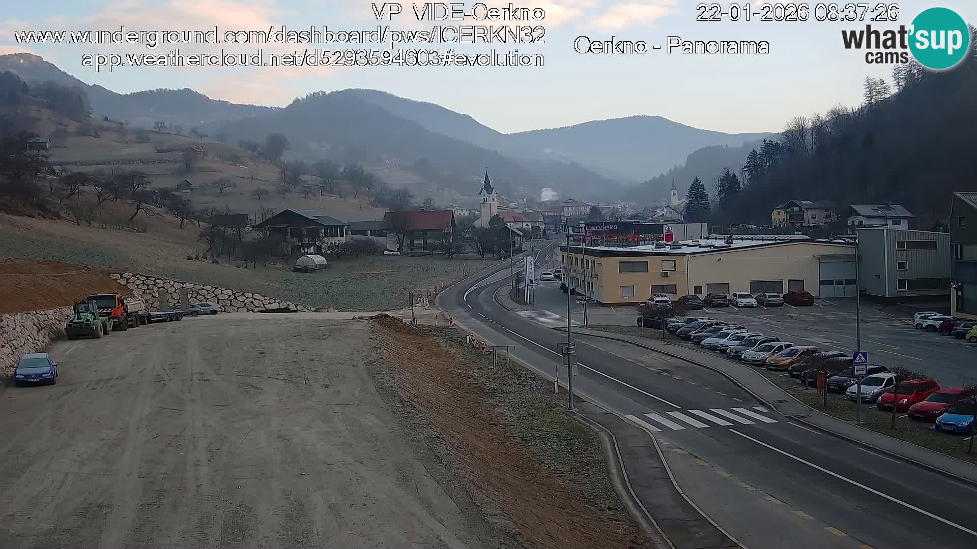 Webcam en direct – Entrée de la ville de Cerkno