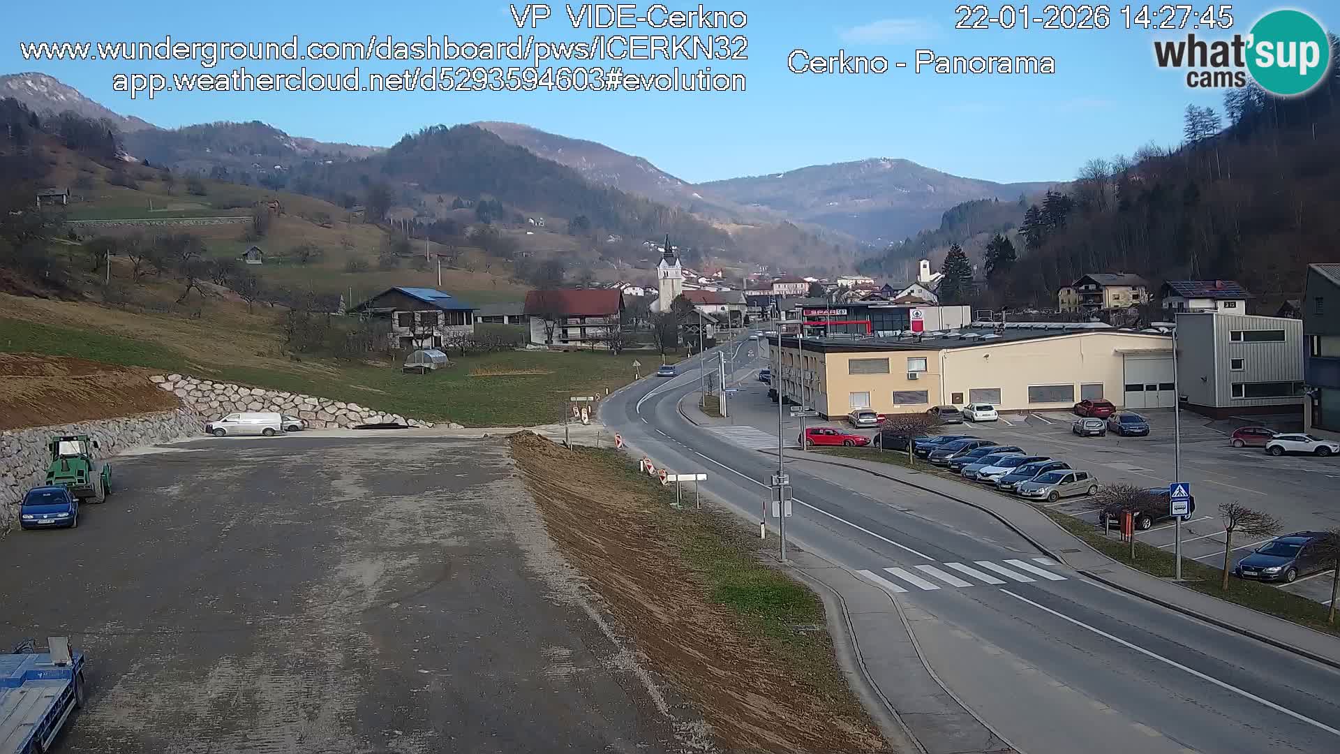 Webcam en direct – Entrée de la ville de Cerkno