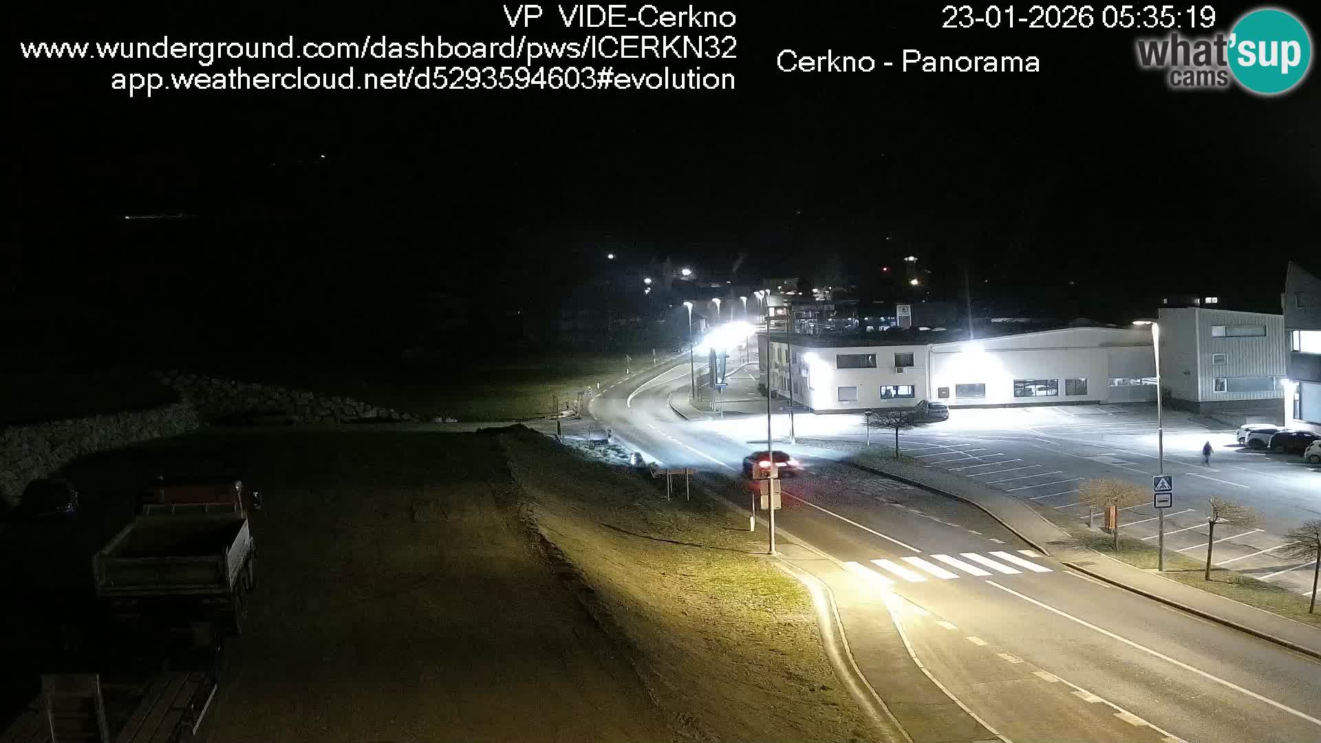 Webcam en direct – Entrée de la ville de Cerkno
