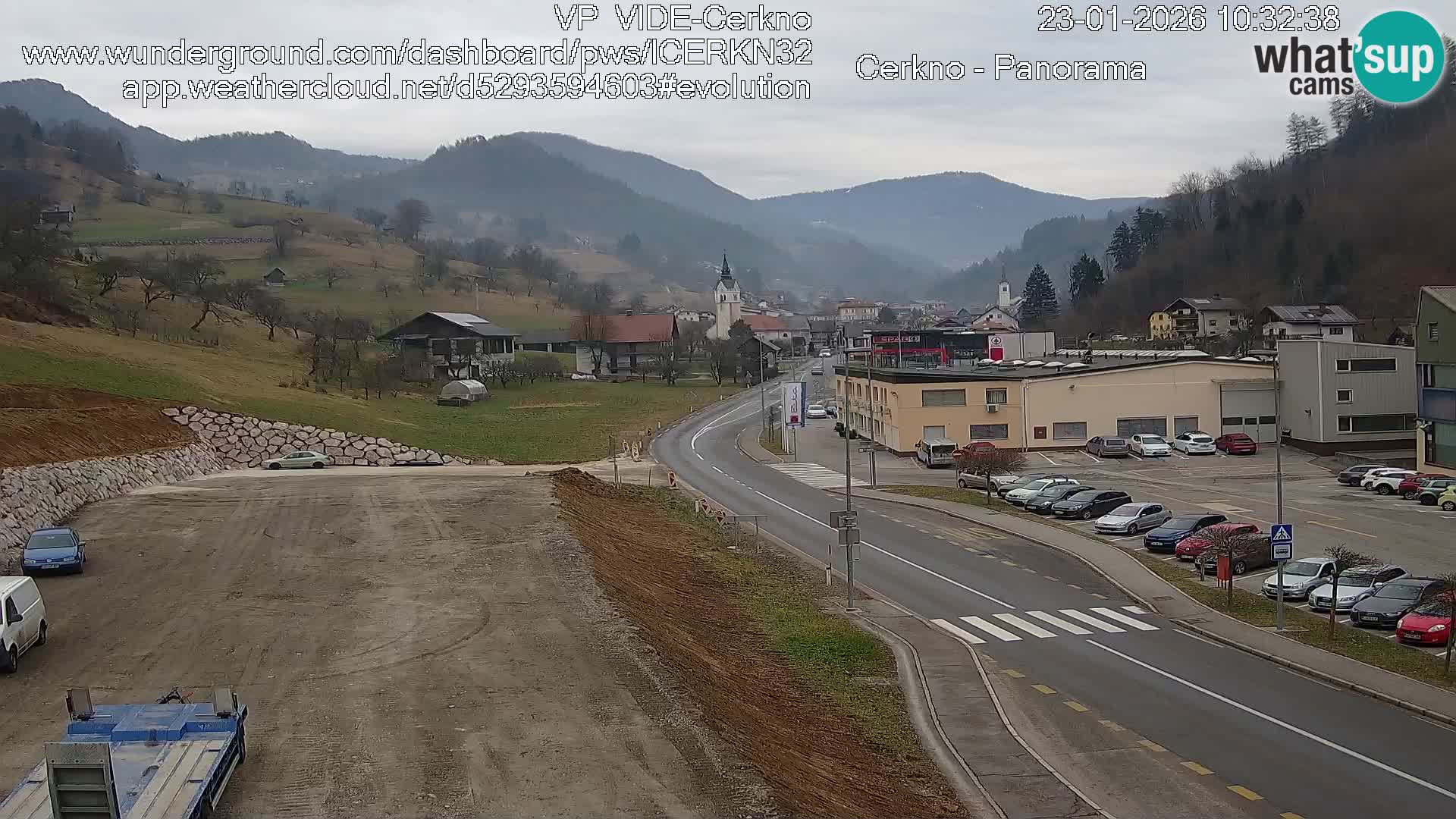 Cerkno entrada a la ciudad Webcam en vivo