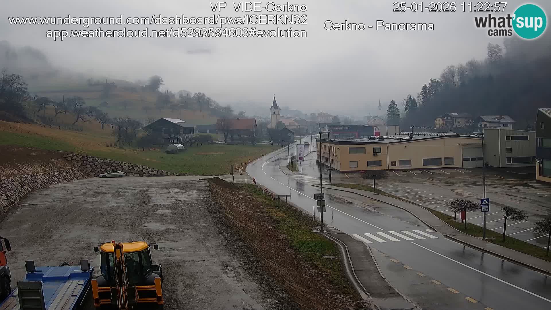 Cerkno city entrance Live Webcam