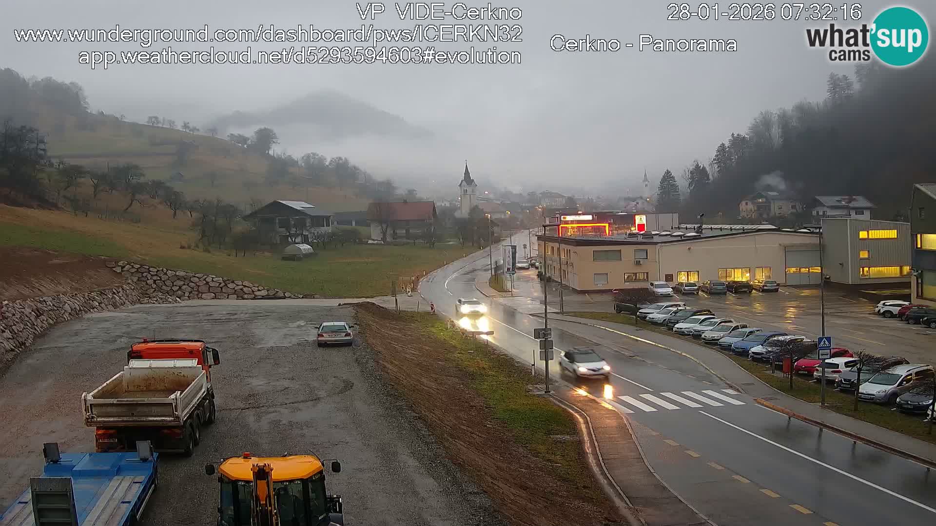 Webcam en direct – Entrée de la ville de Cerkno